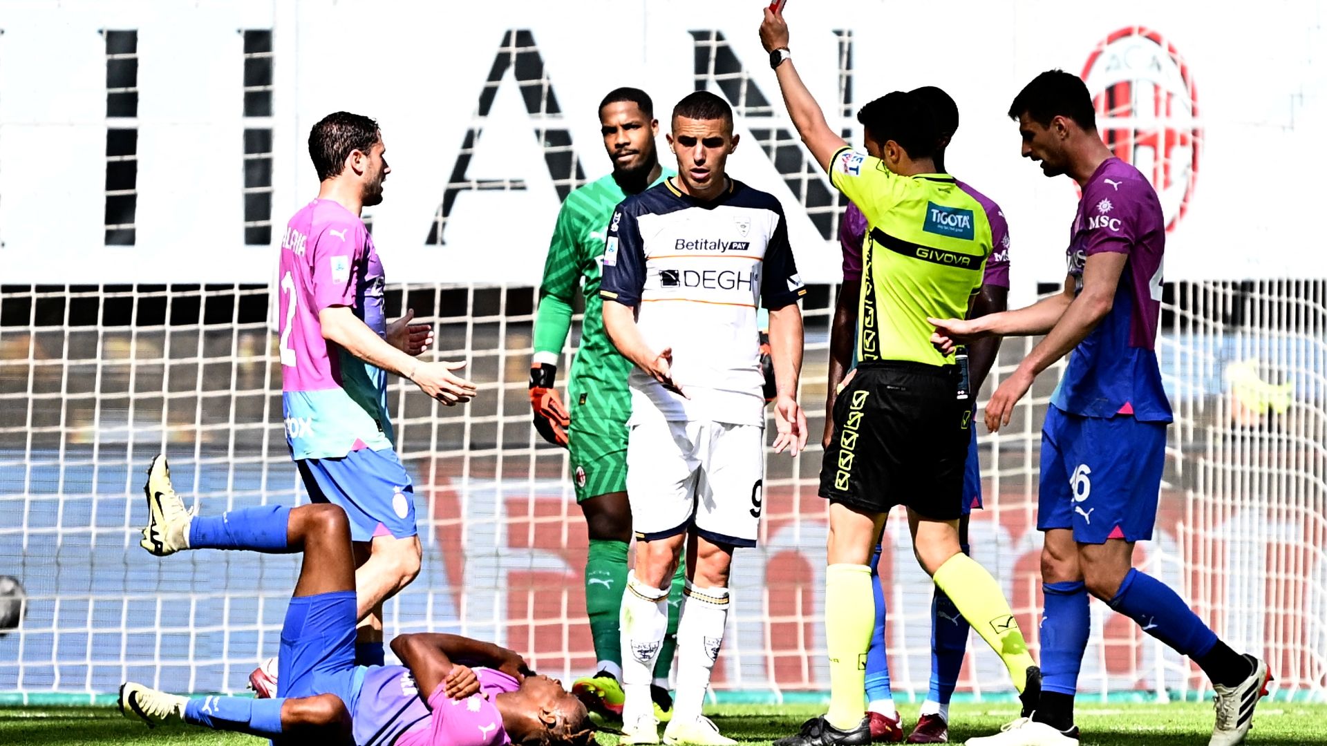 Krstovic Chukwueze Milan Lecce Serie A