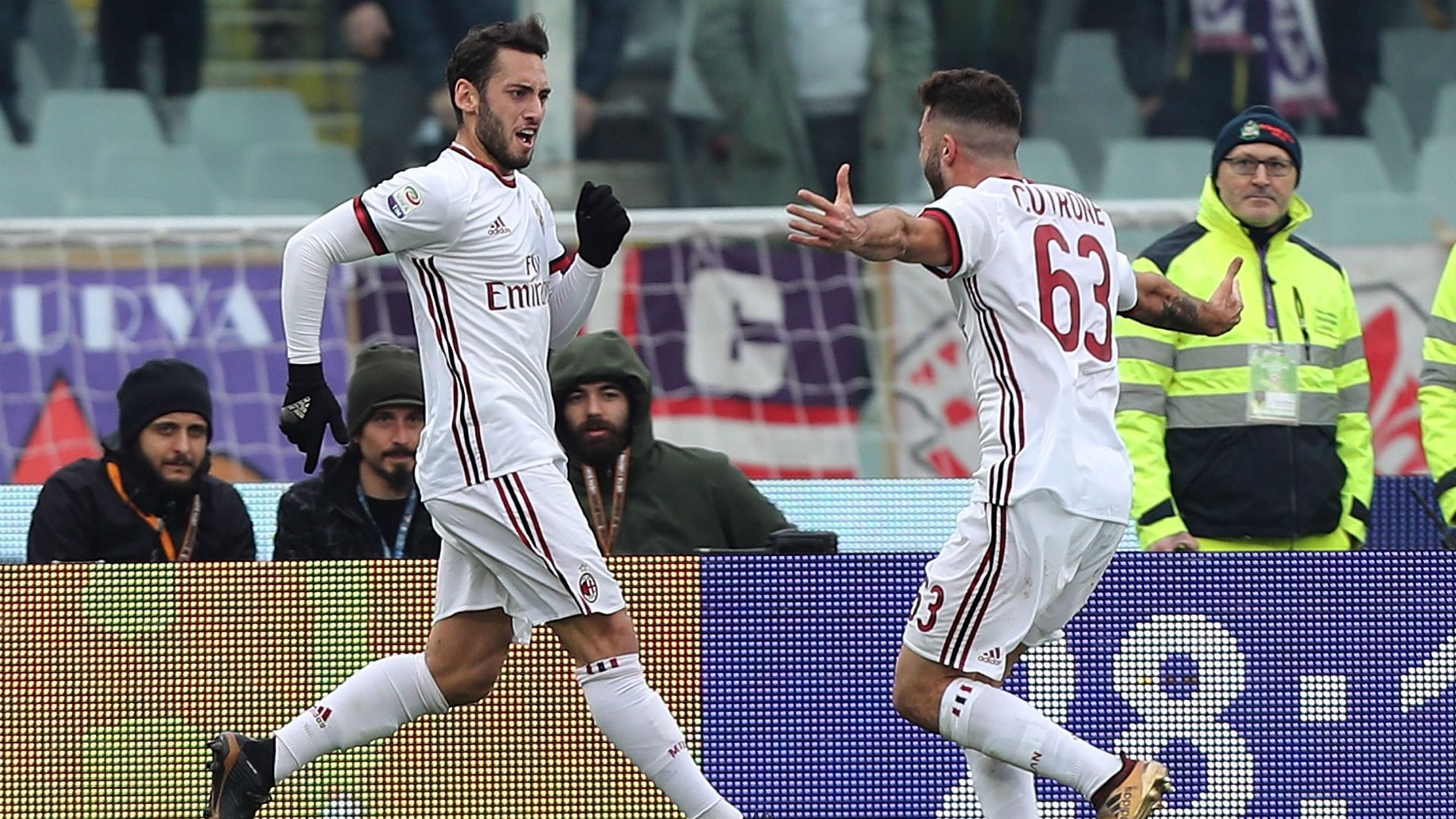 Hakan Calhanoglu Fiorentina Milan Serie A
