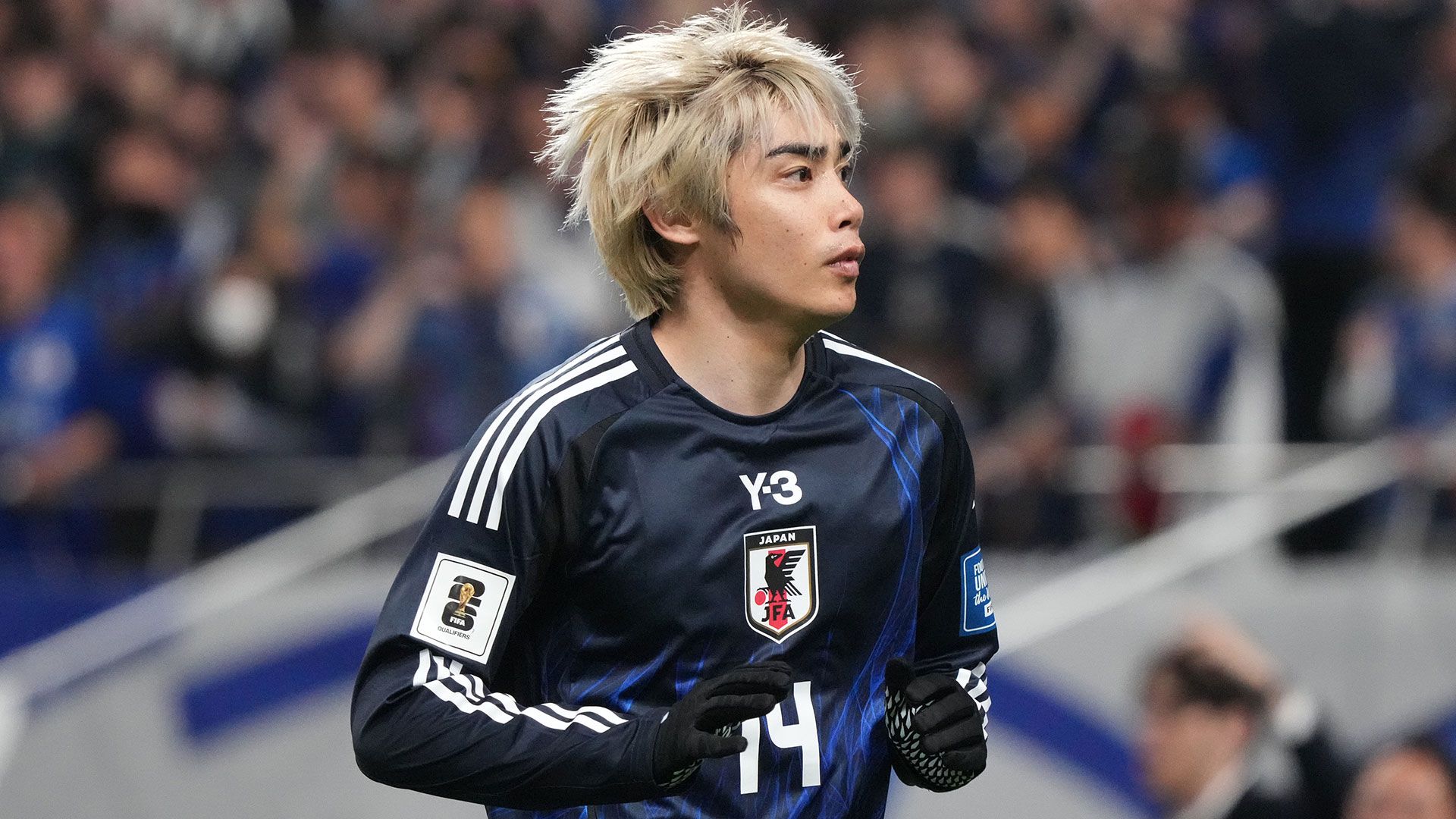 日本代表 サッカー ユニホーム14番　伊東純也選手 サプライズを報告した伊東純也にファン「これは嬉しい」「粋な