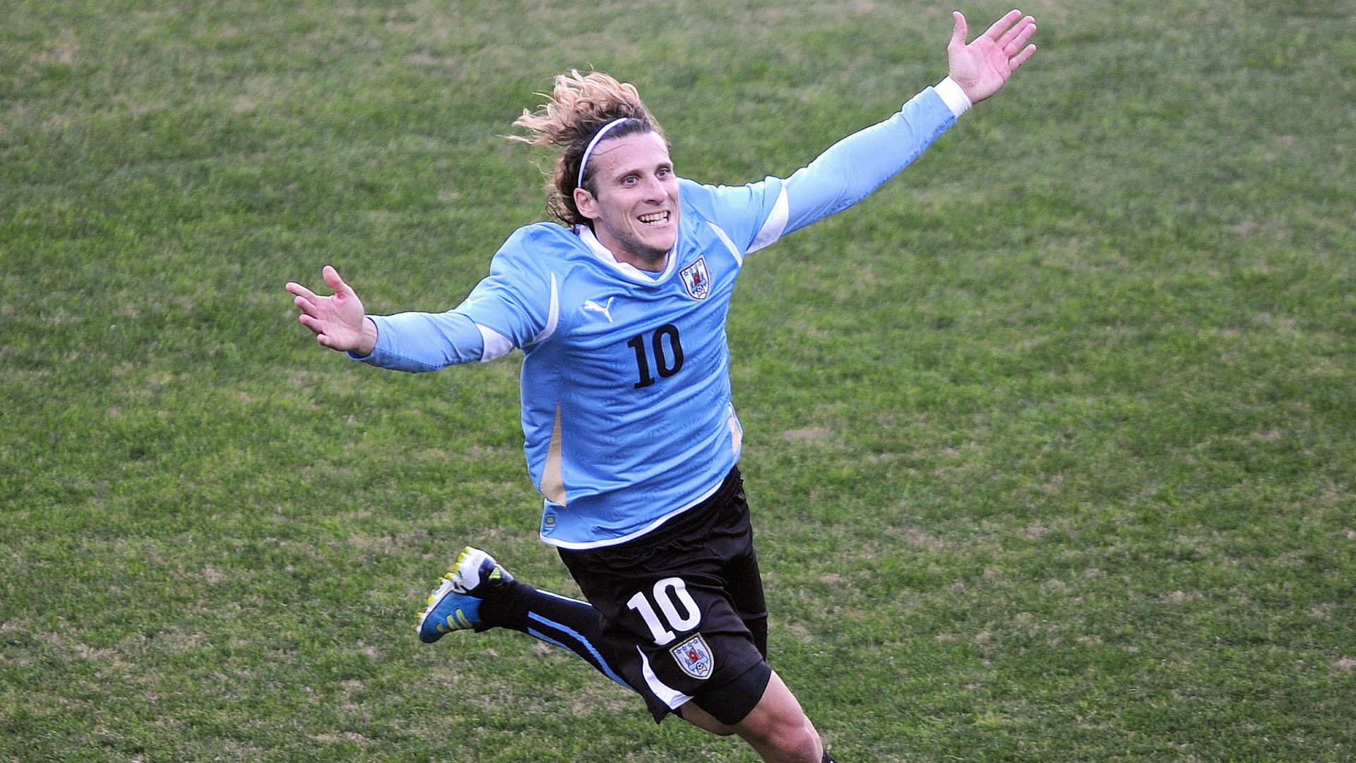 Diego Forlan Uruguay Copa America 2011