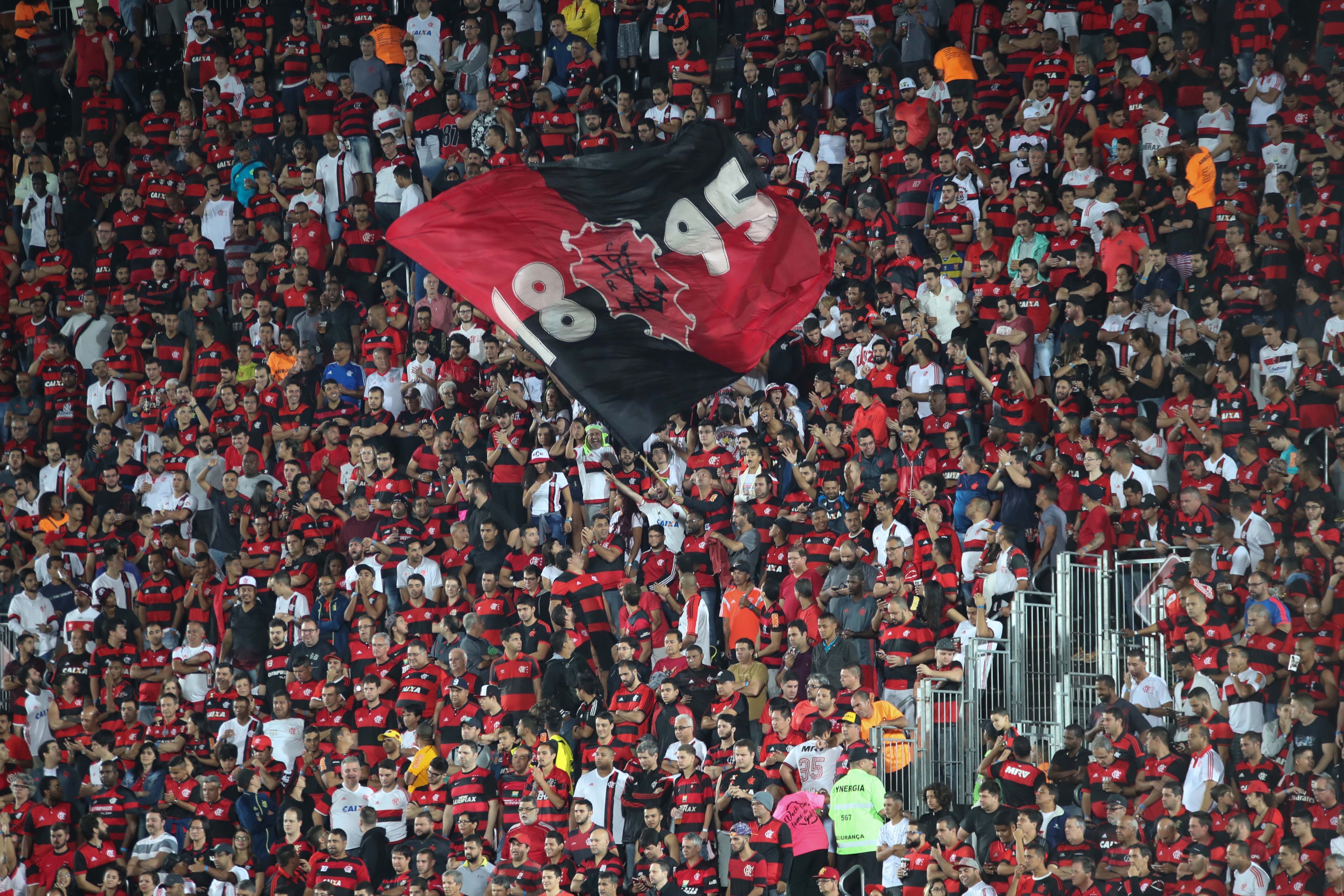 Torcida Flamengo Ilha do Urubu