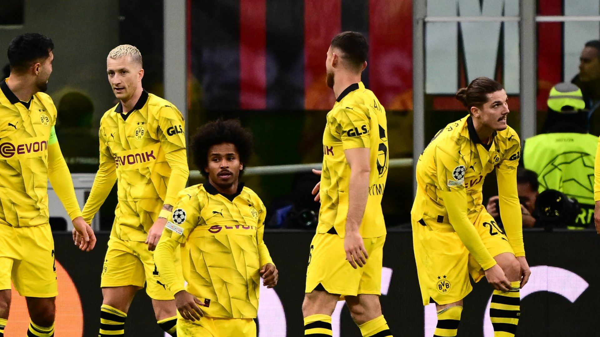 Karim Adeyemi Salih Özcan