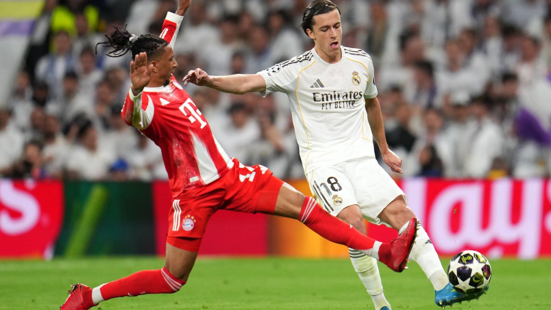 MICHAEL OLISE BAYERN MÜNCHEN ALVARO CARRERAS REAL MADRID 