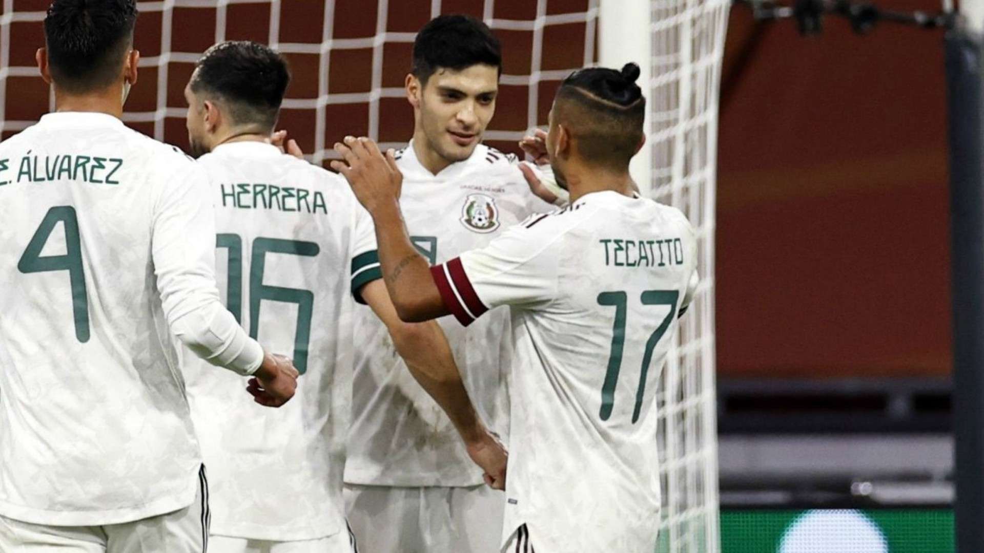 Tecatito Corona Raúl Jiménez Selección mexicana México