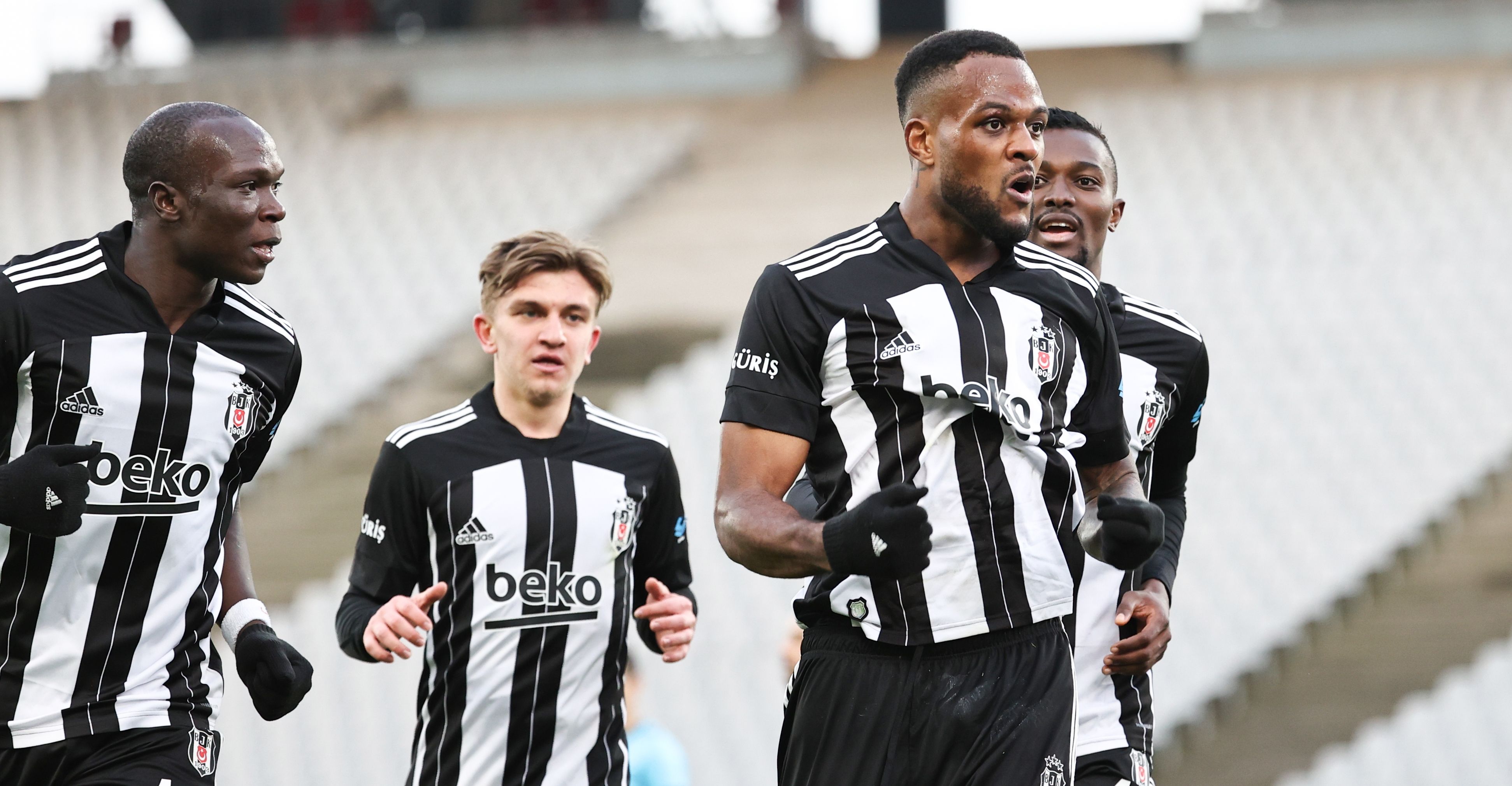 Cyle Larin Besiktas Goal Celebration vs. Fatih Karagumruk 01/21/21