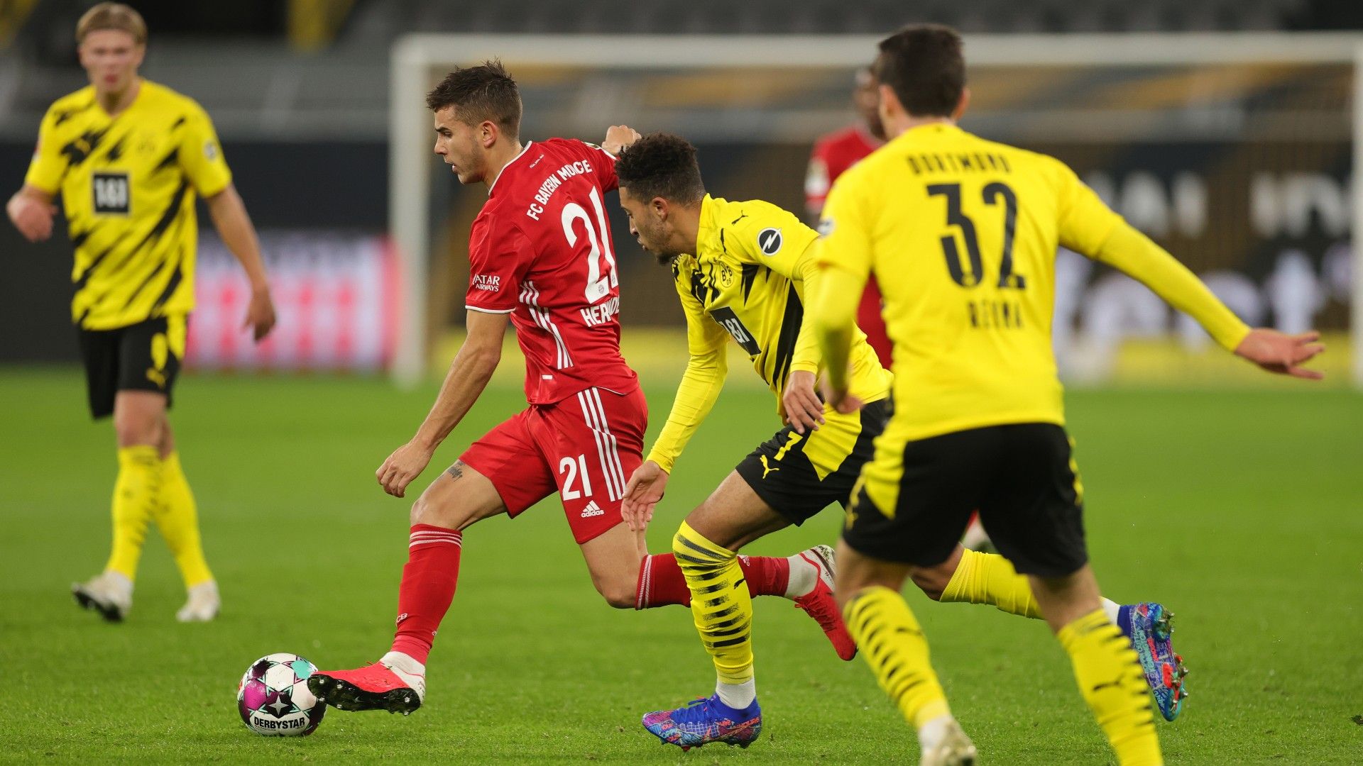 FC Bayern Lucas Hernandez Borussia Dortmund Jadon Sancho Giovanni Reyna 1120