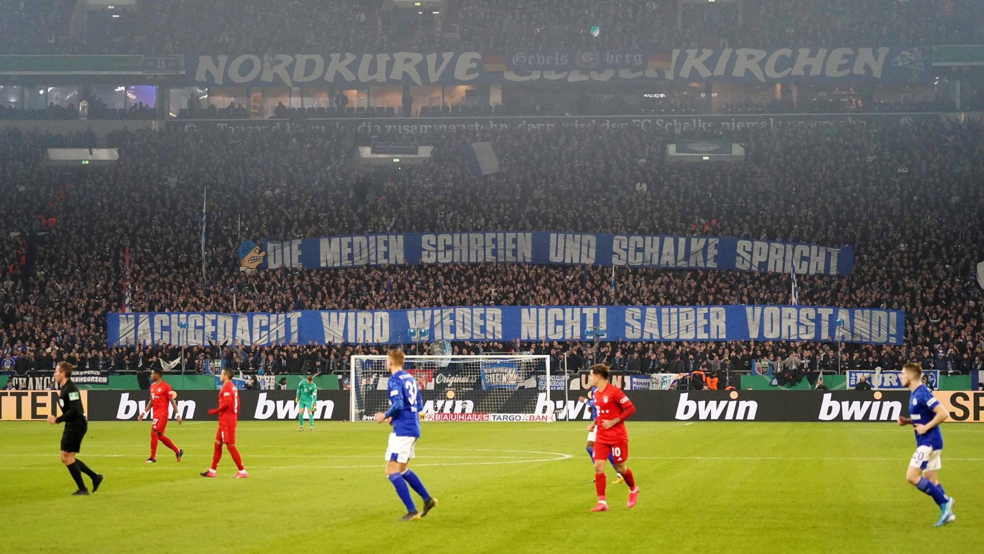 SCHALKE ULTRAS SPRUCHBAND