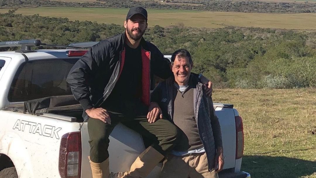 Alisson e seu pai, José Agostinho