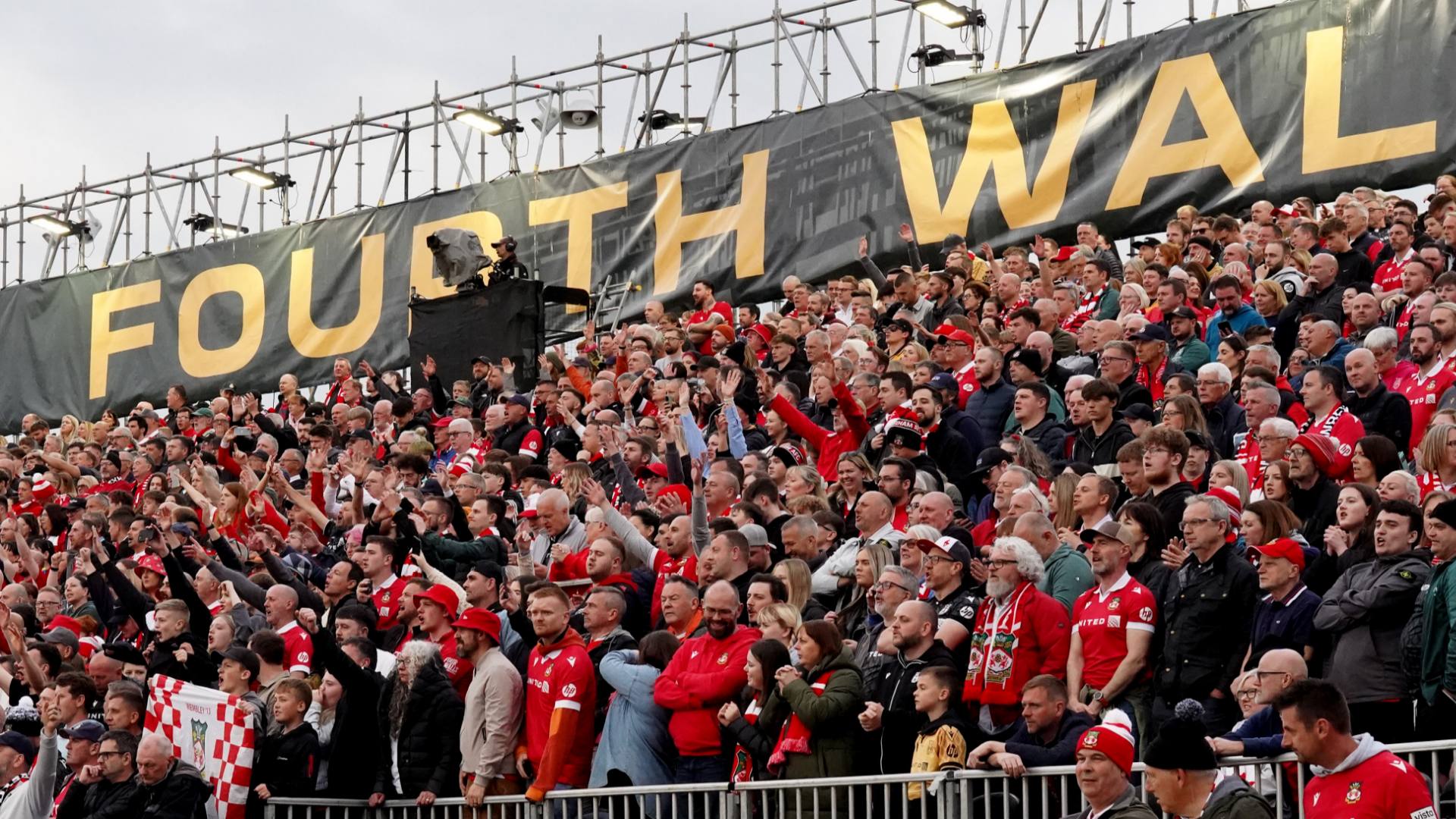 'Red everywhere' - Wrexham placed in same bracket as USWNT as Ryan Reynolds & Rob McElhenney send another team to The Soccer Tournament | Goal.com UK