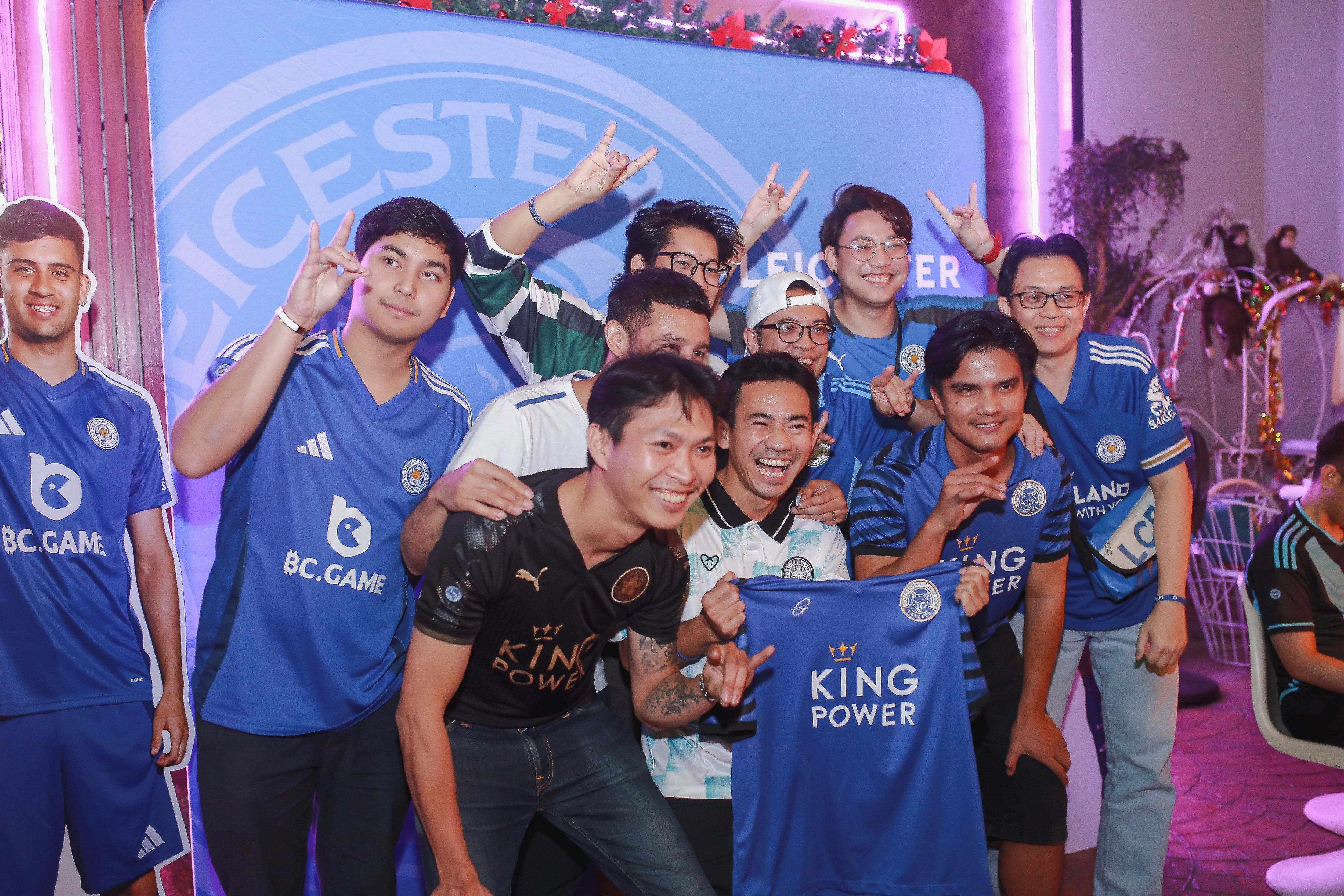 What the Fox ร่วมกับ จิ้งจอกเจี๊ยวจ๊าว 4