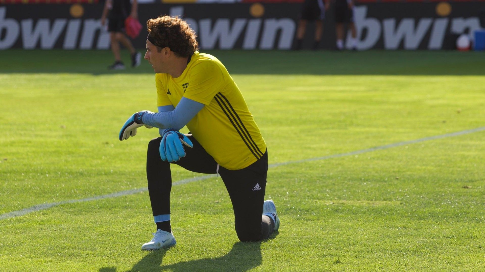 Guillermo Ochoa AVS Futebol SAD 2024