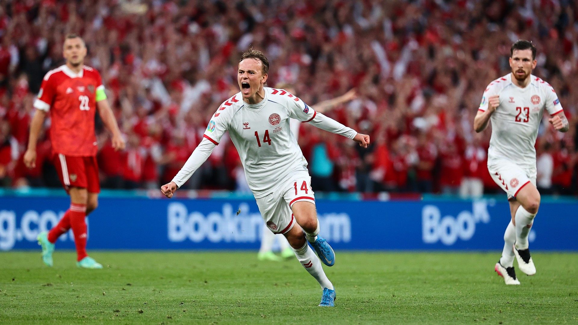 Mikkel Damsgaard Denmark Russia Euro 2020