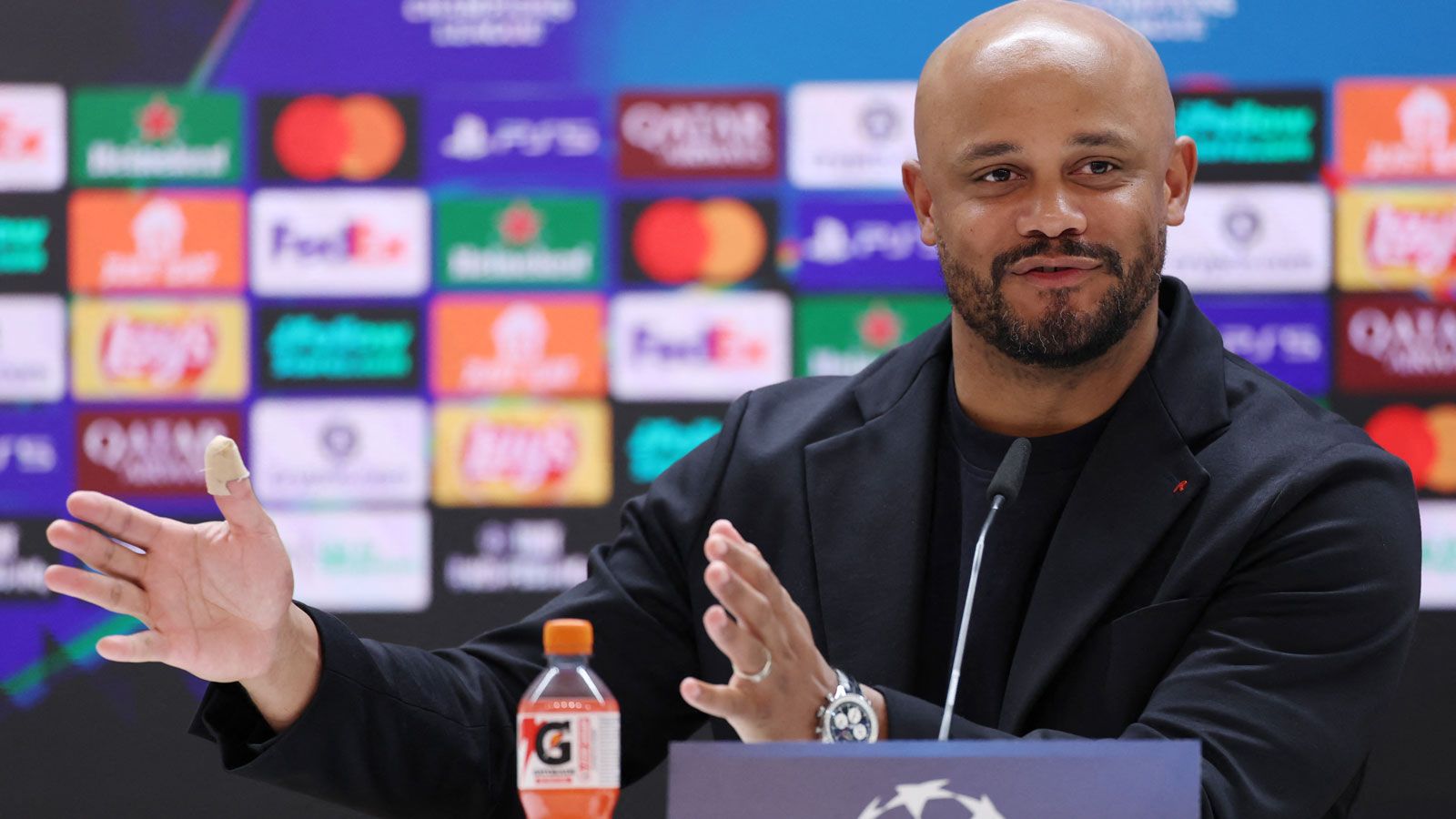 Trainer Vincent Kompany