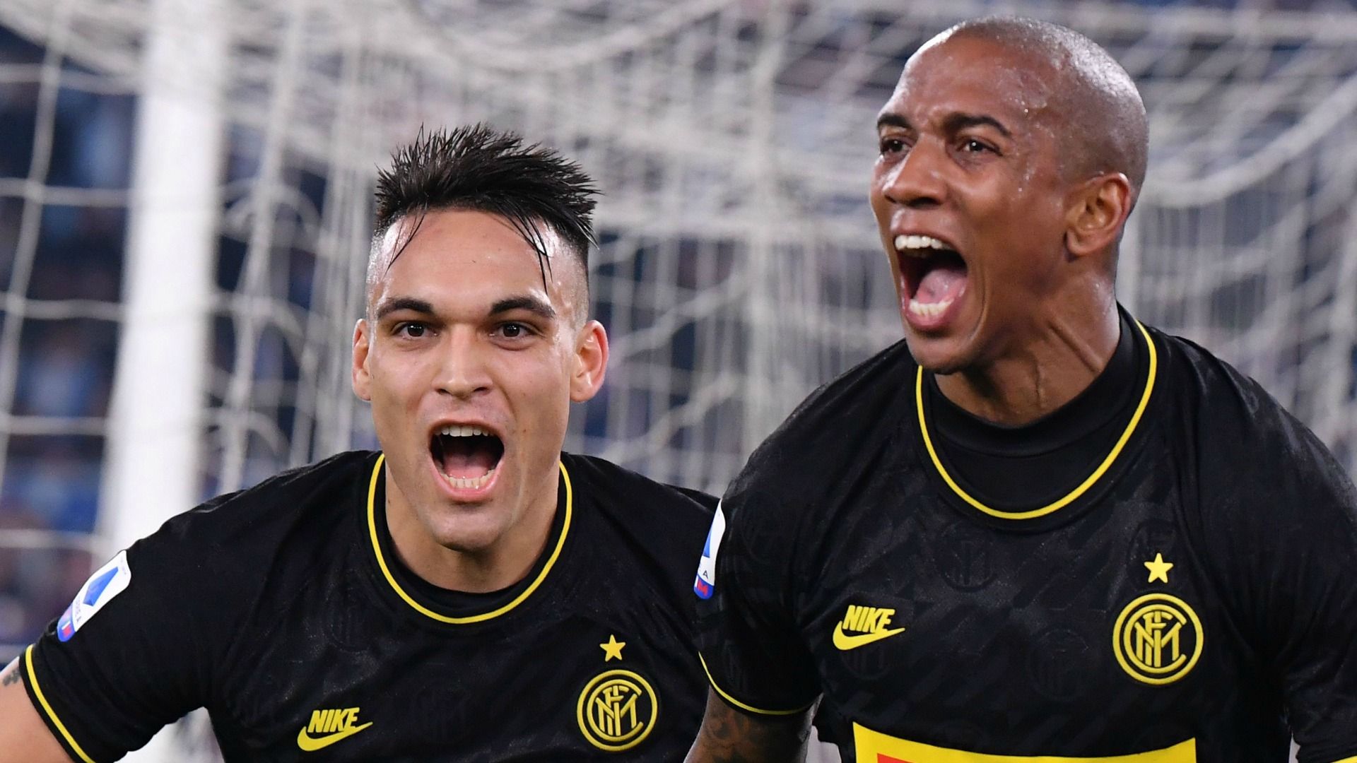 Lautaro Martínez - Ashley Young