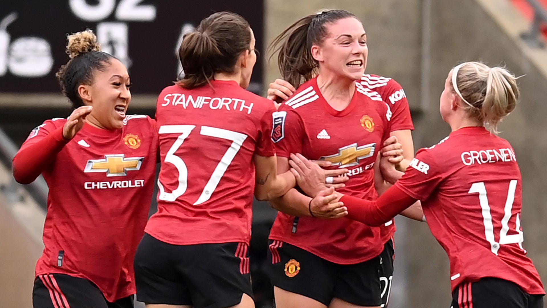 Kirsty Hanson Man Utd Women Celebrating 2020-21