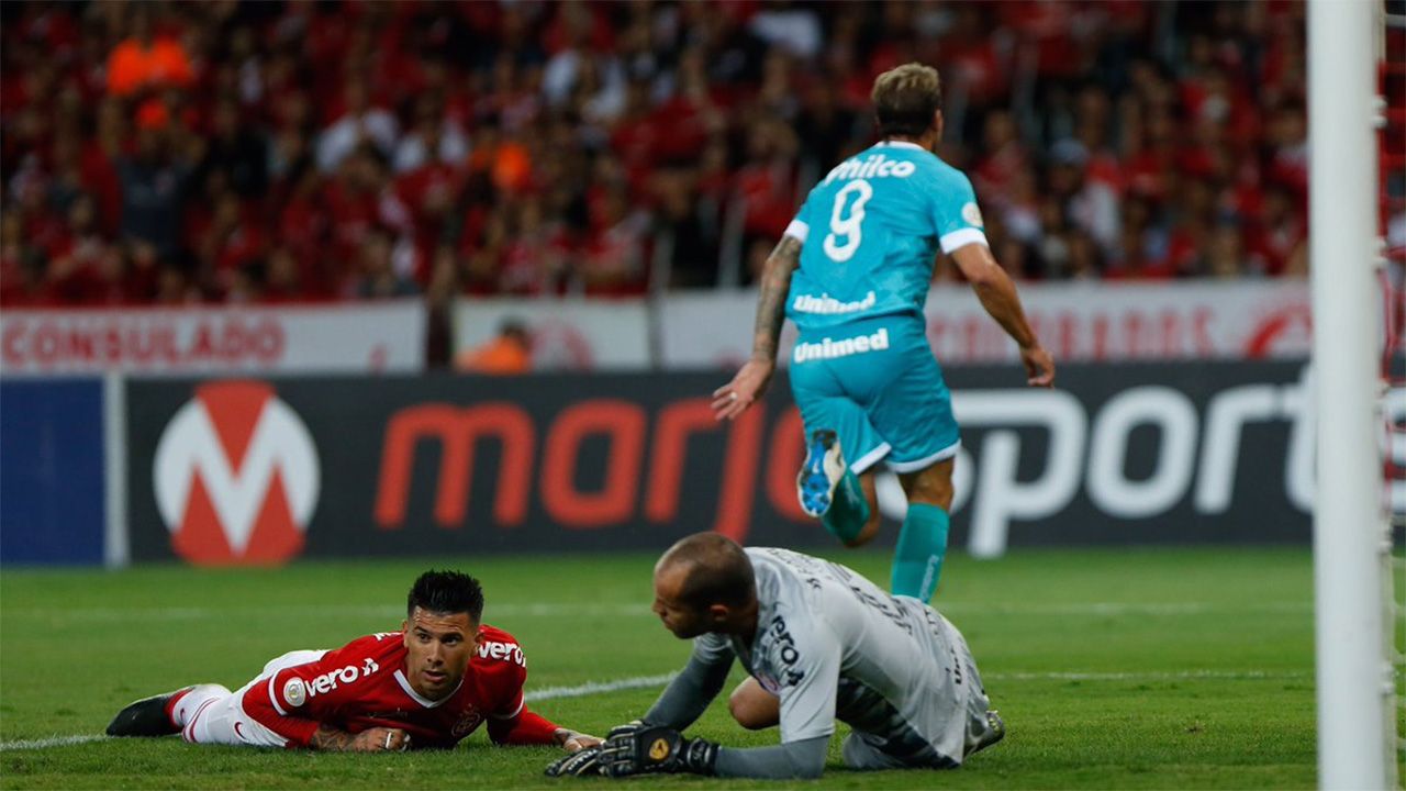 Rafael Moura Internacional Goiás Brasileirão 27 11 2019
