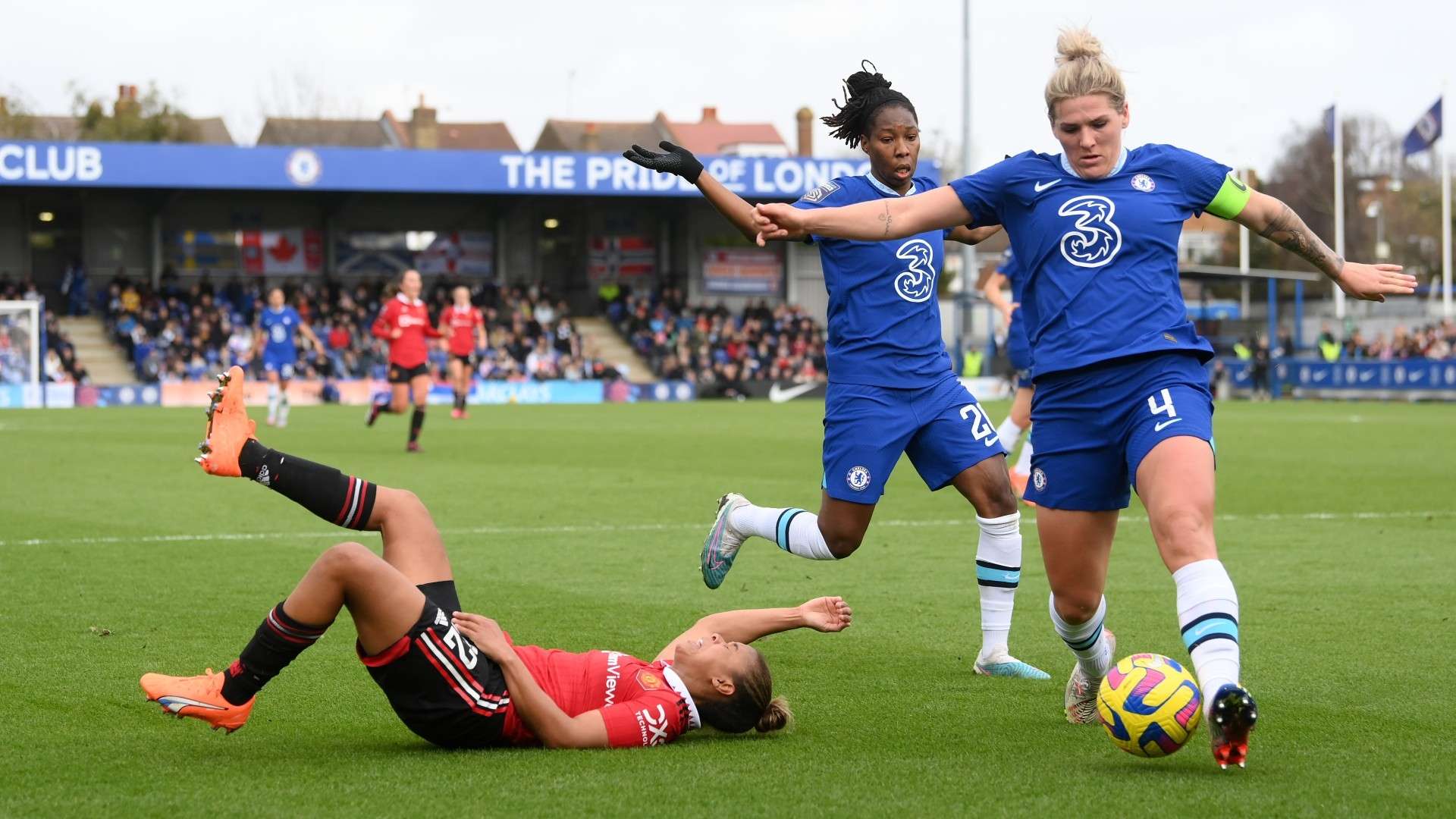 Millie Bright Kadeisha Buchanan Chelsea 2022-23