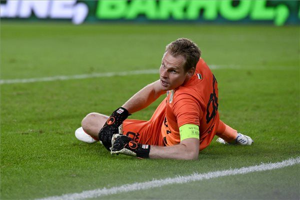 Dibusz Dénes, Ferencváros v Qarabag