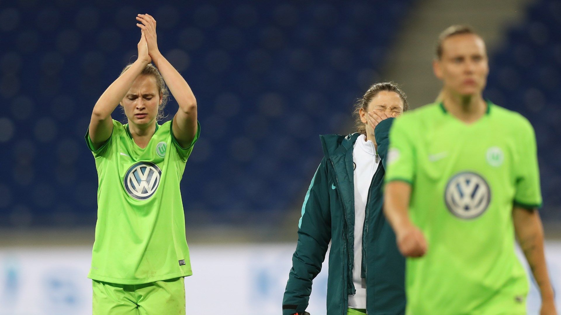 Caroline Graham Hansen Wolfsburg 2016-17