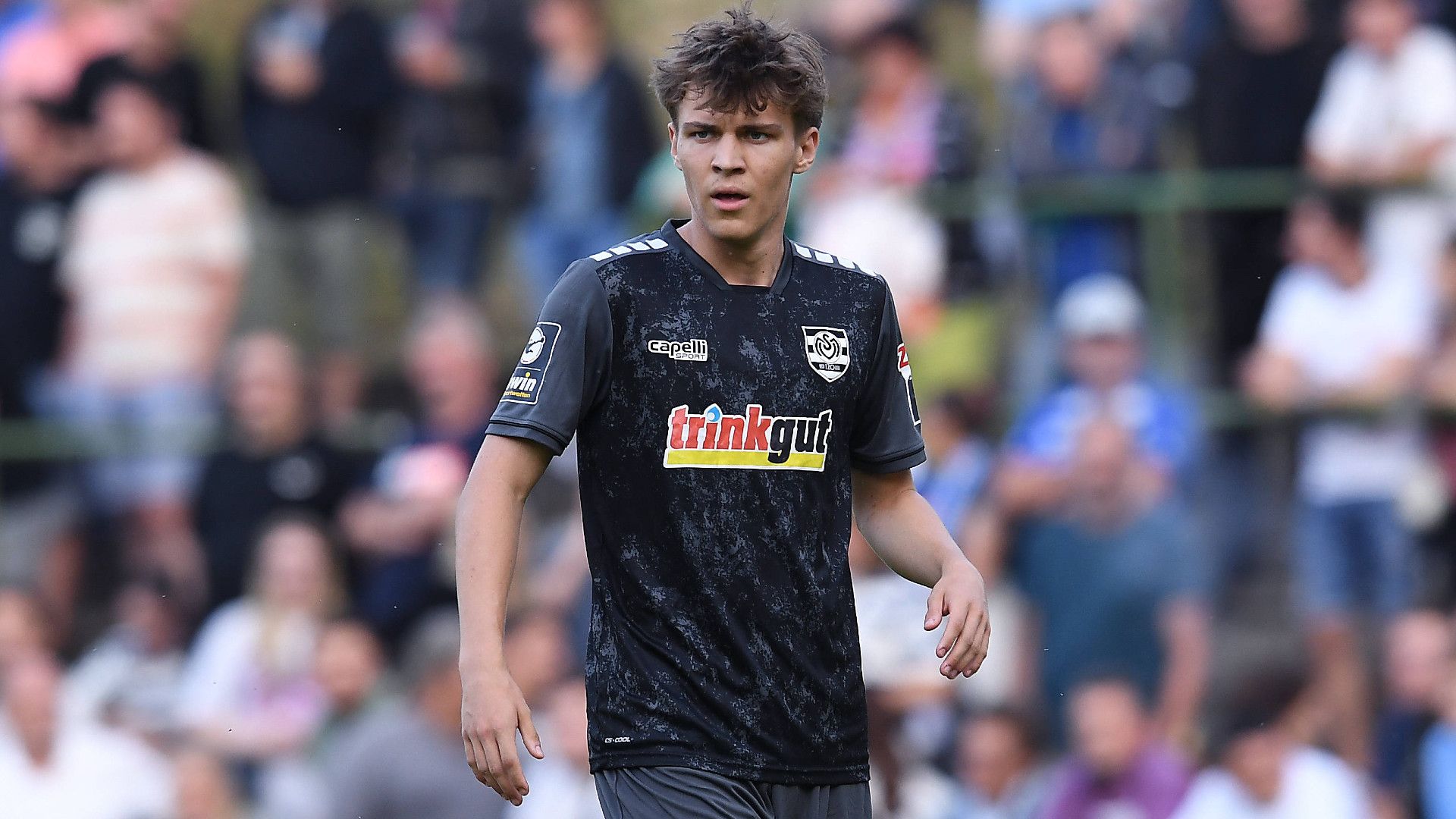 GERMANY ONLY: JULIAN HETTWER DUISBURG