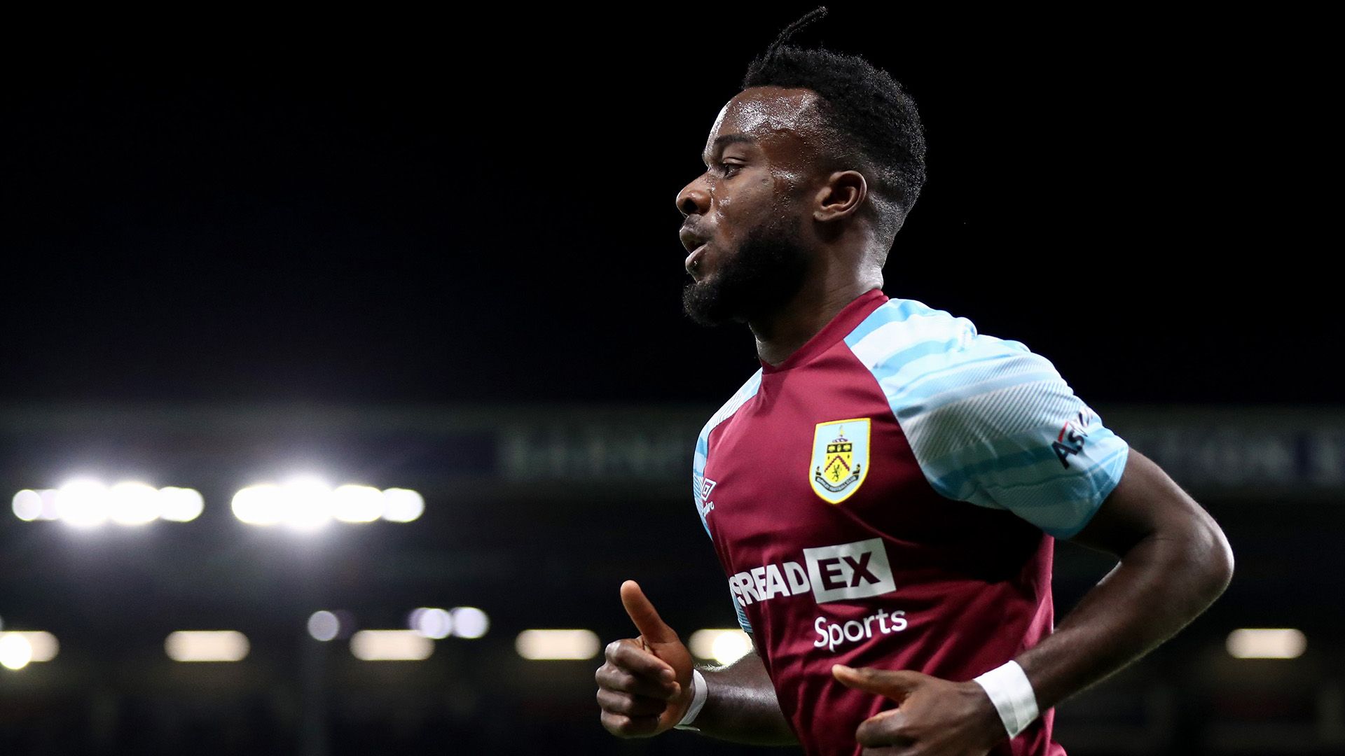 Maxwel Cornet Burnley 2021-22