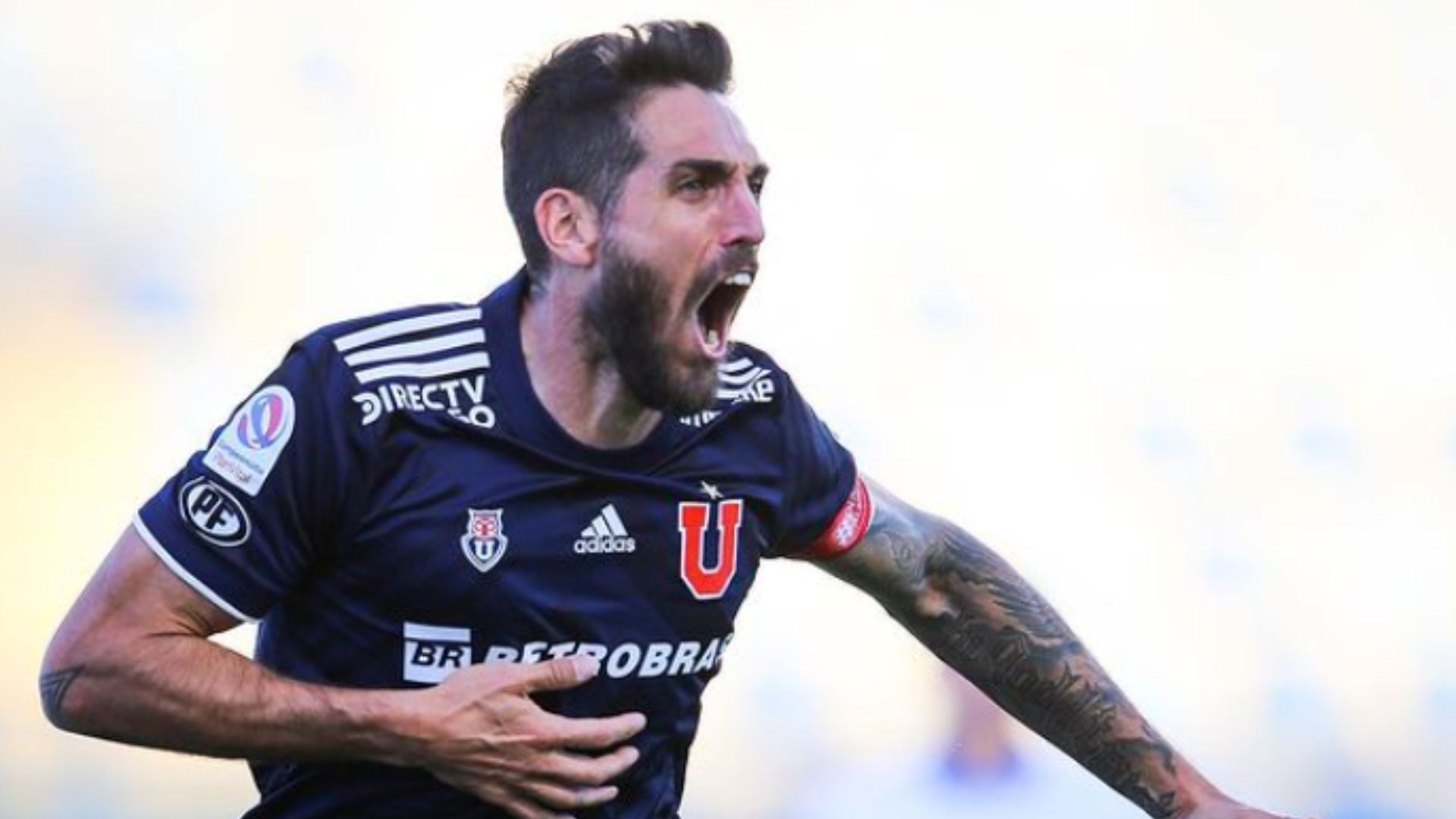 010821 Joaquín Larrivey Universidad de Chile Universidad Católica