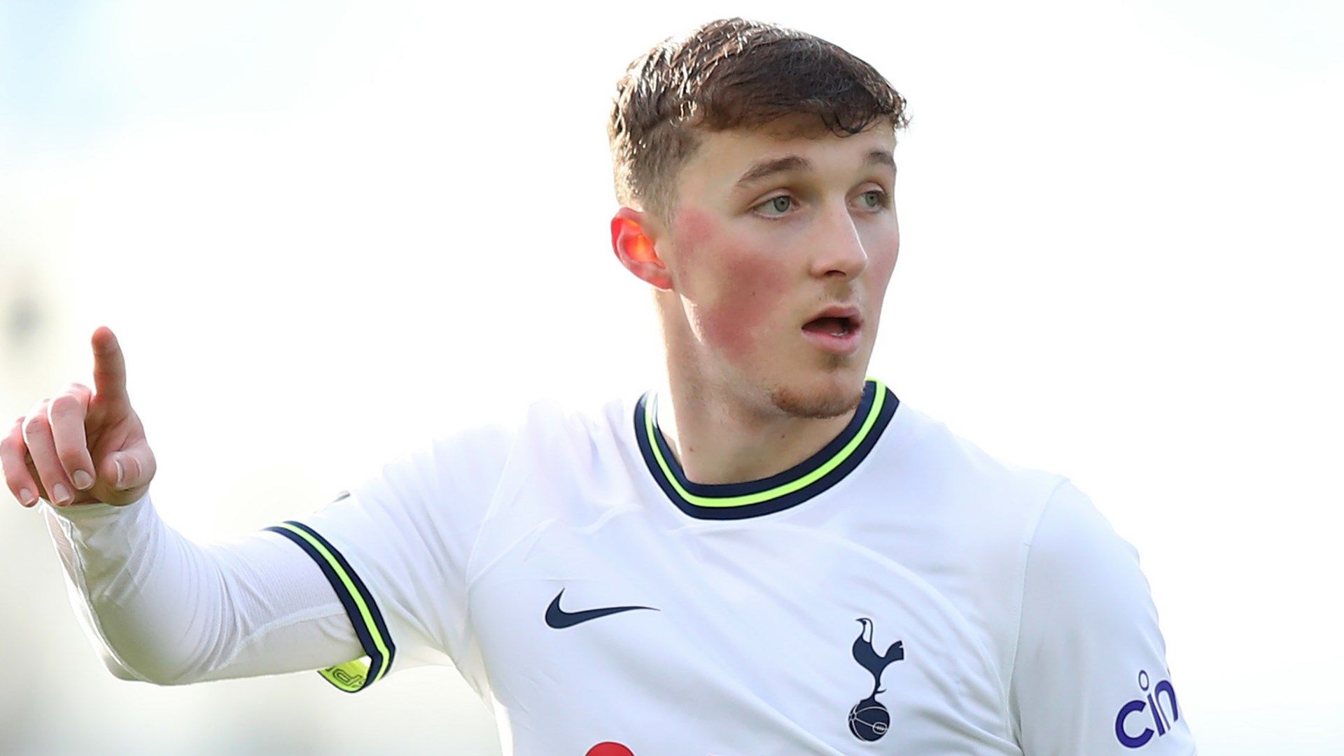Alfie Devine Tottenham 2022-23