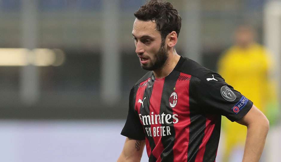 HAKAN CALHANOGLU AC Milan