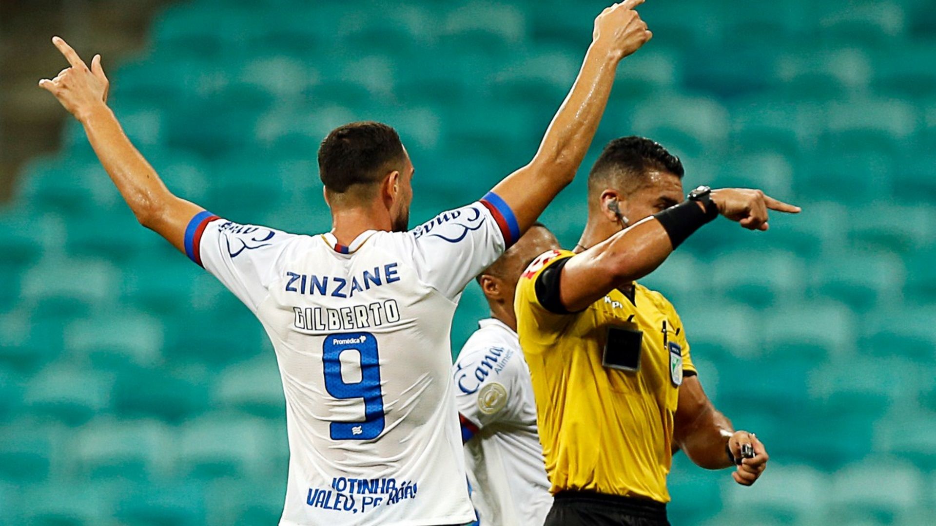 Gilberto árbitro Jefferson de Moraes Bahia Botafogo Brasileirão 08 11 2020
