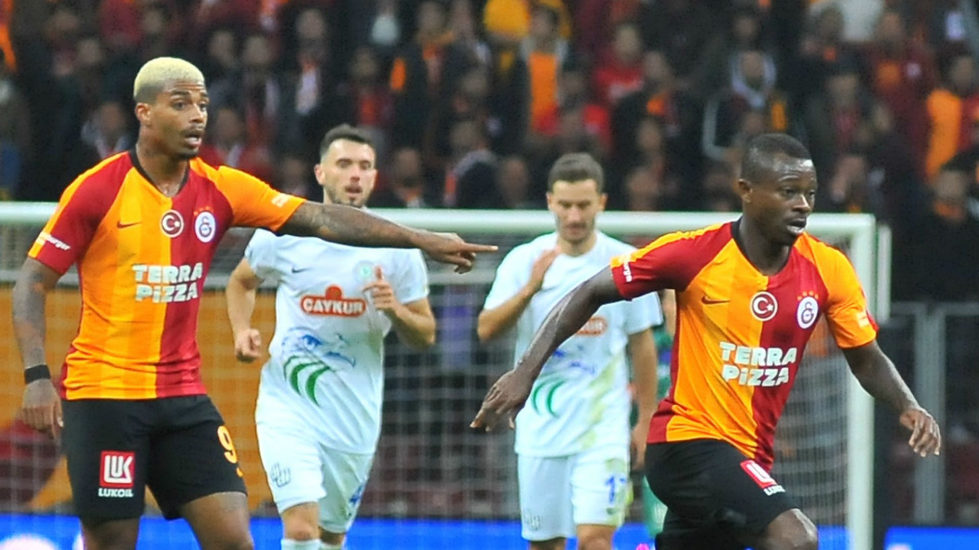 Mario Lemina Seri Galatasaray Rizespor Super Lig 11012019