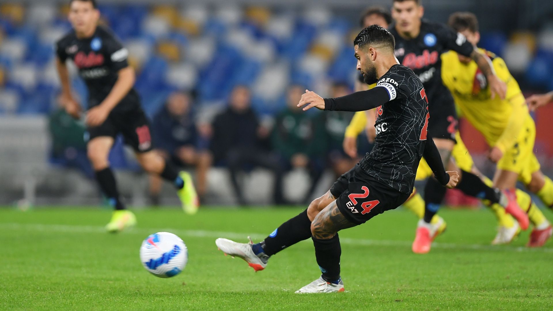 Insigne penalty Napoli Bologna