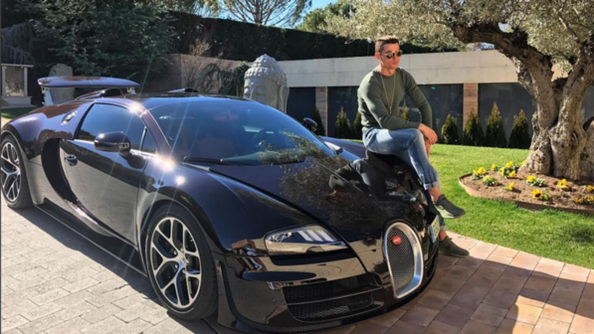 Cristiano Ronaldo Bugatti