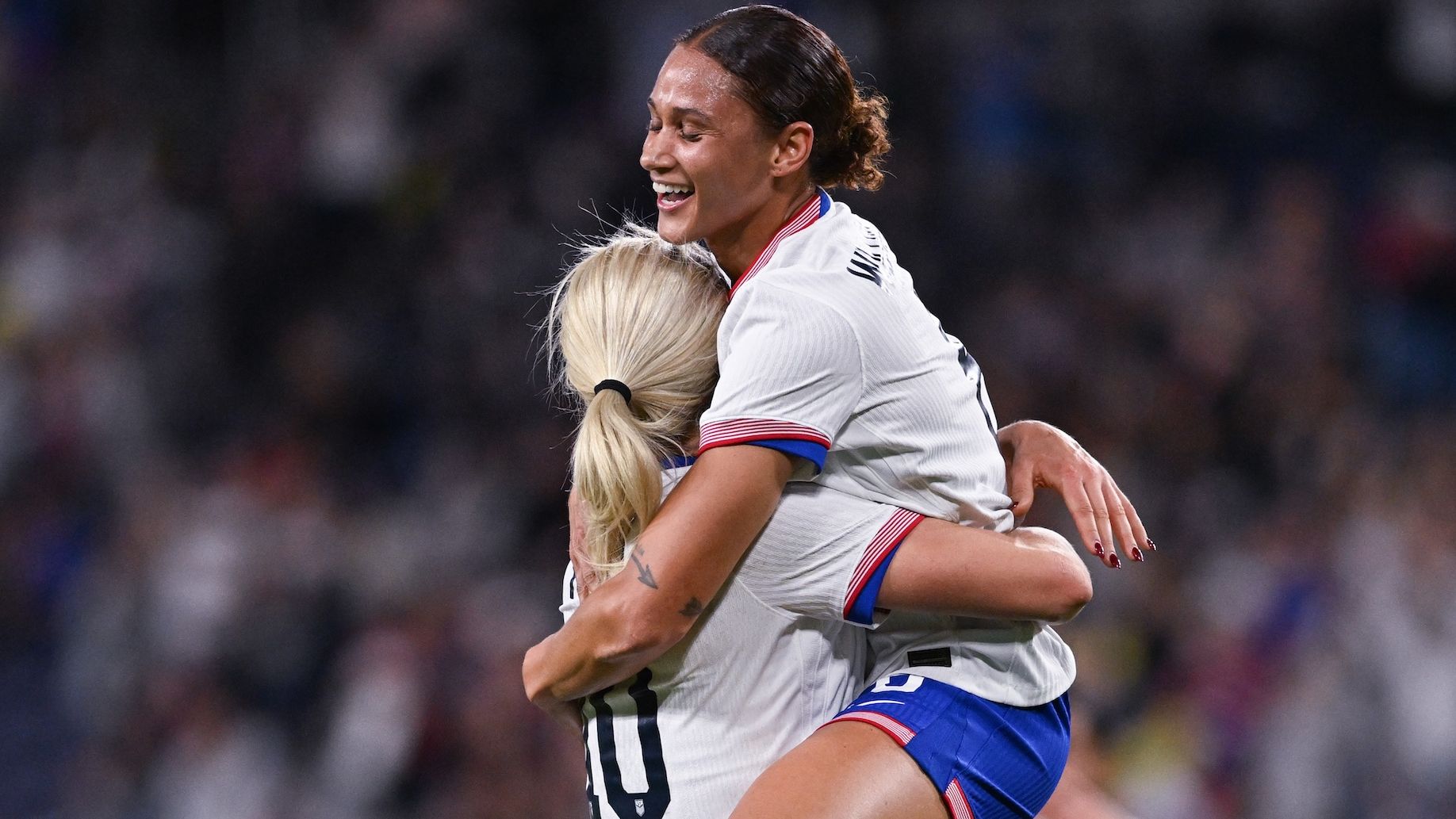 Lynn Williams Lindsey Horan USWNT