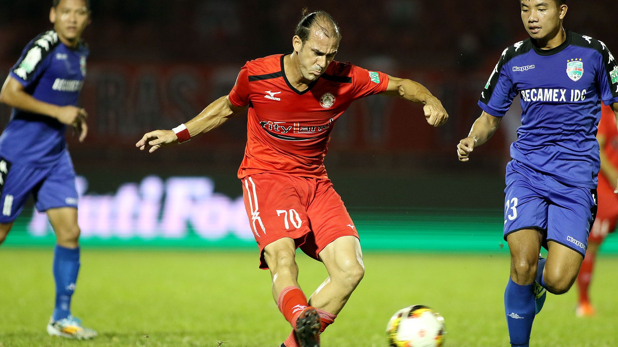 CLB TP.HCM B.Bình Dương Vòng 13 V.League 2018