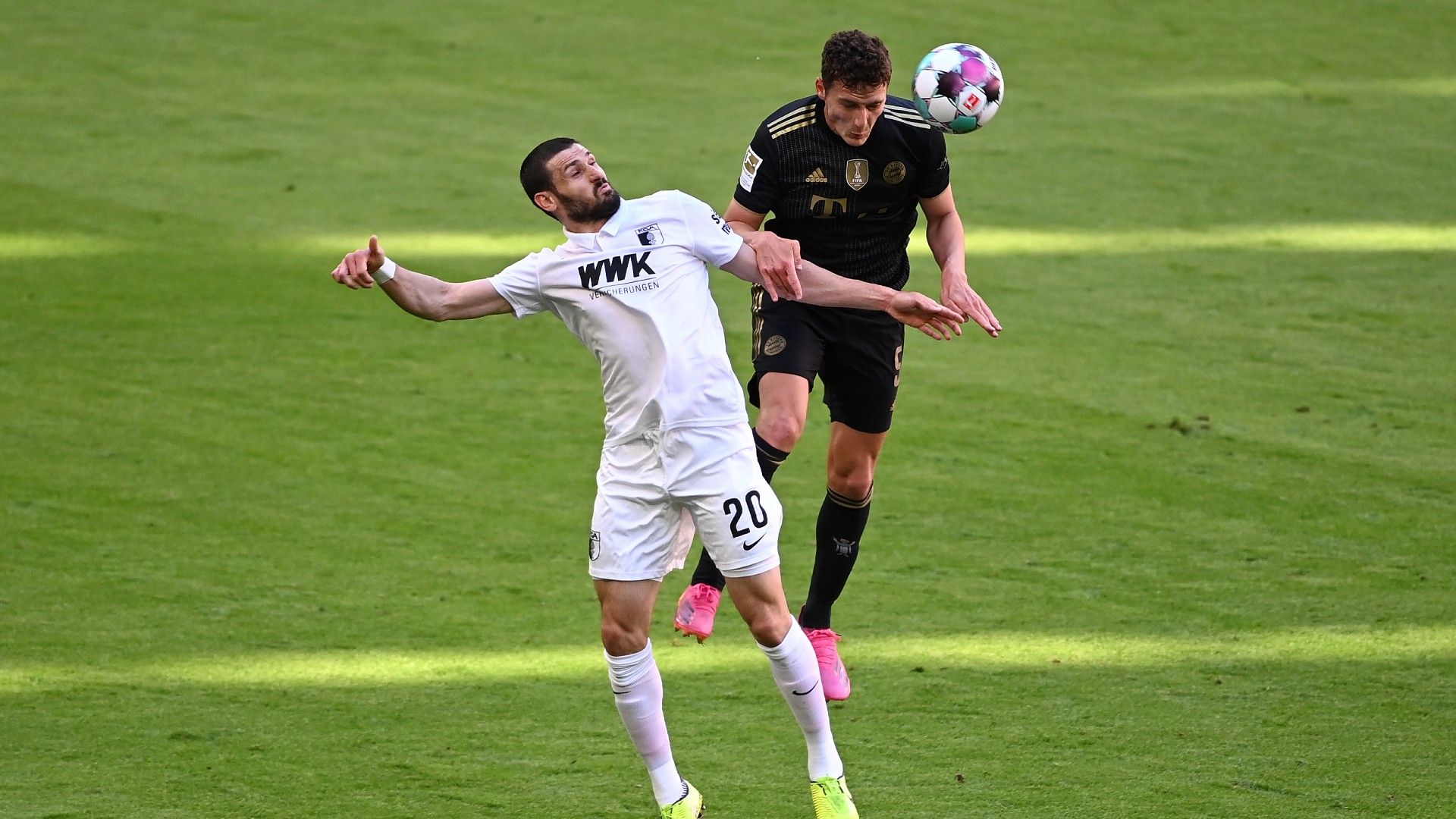 Caligiuri Pavard Bayern Augsburg