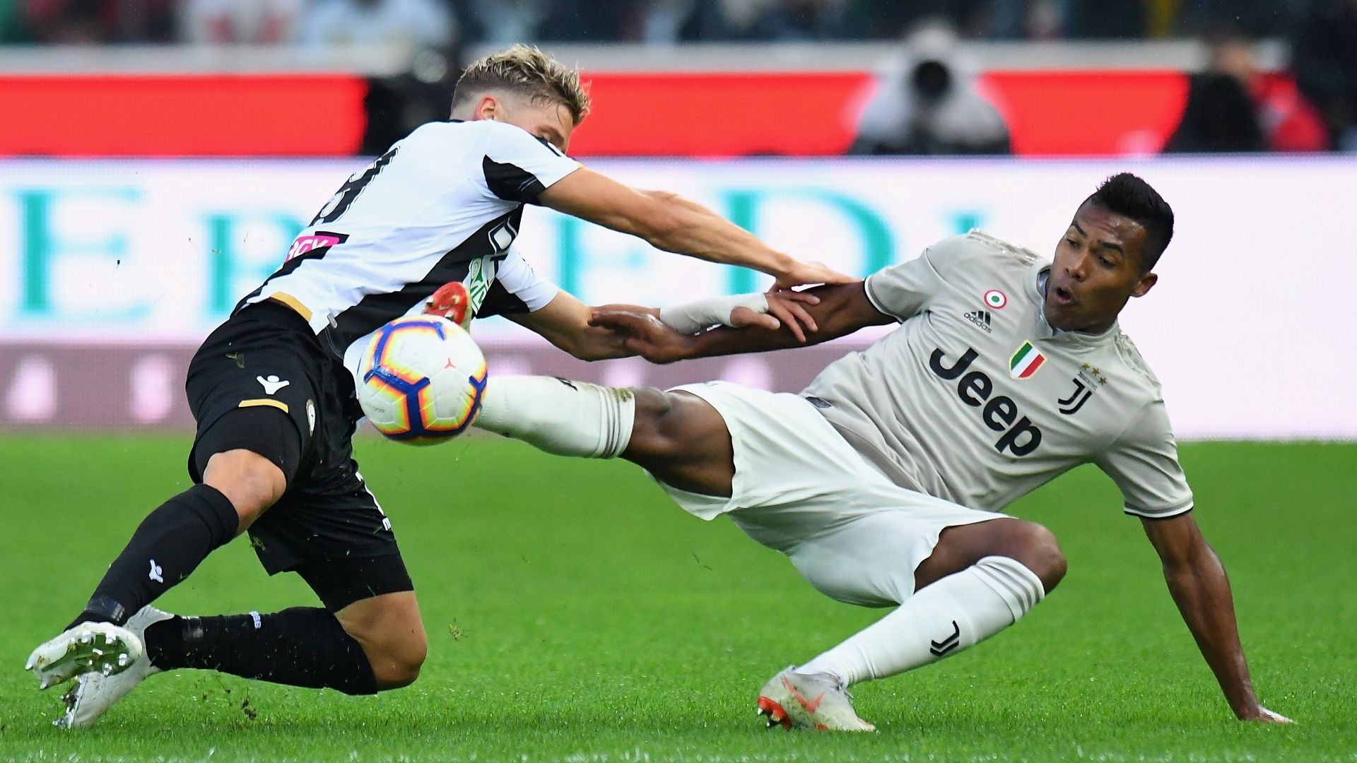 Alex Sandro, Juventus, Jens Stryger Larsen, Udinese