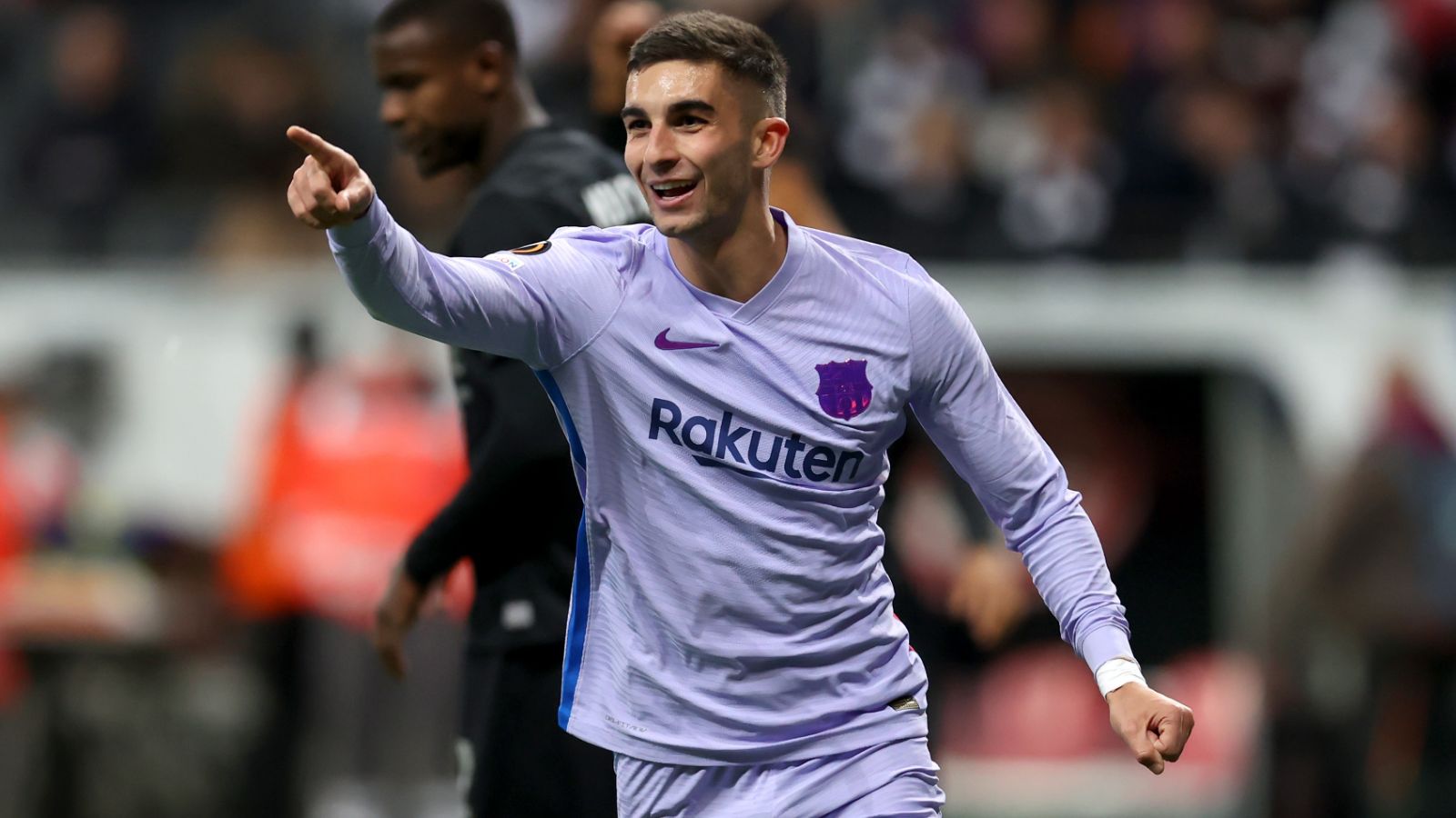 Ferrán Torres, Eintracht vs. Barcelona