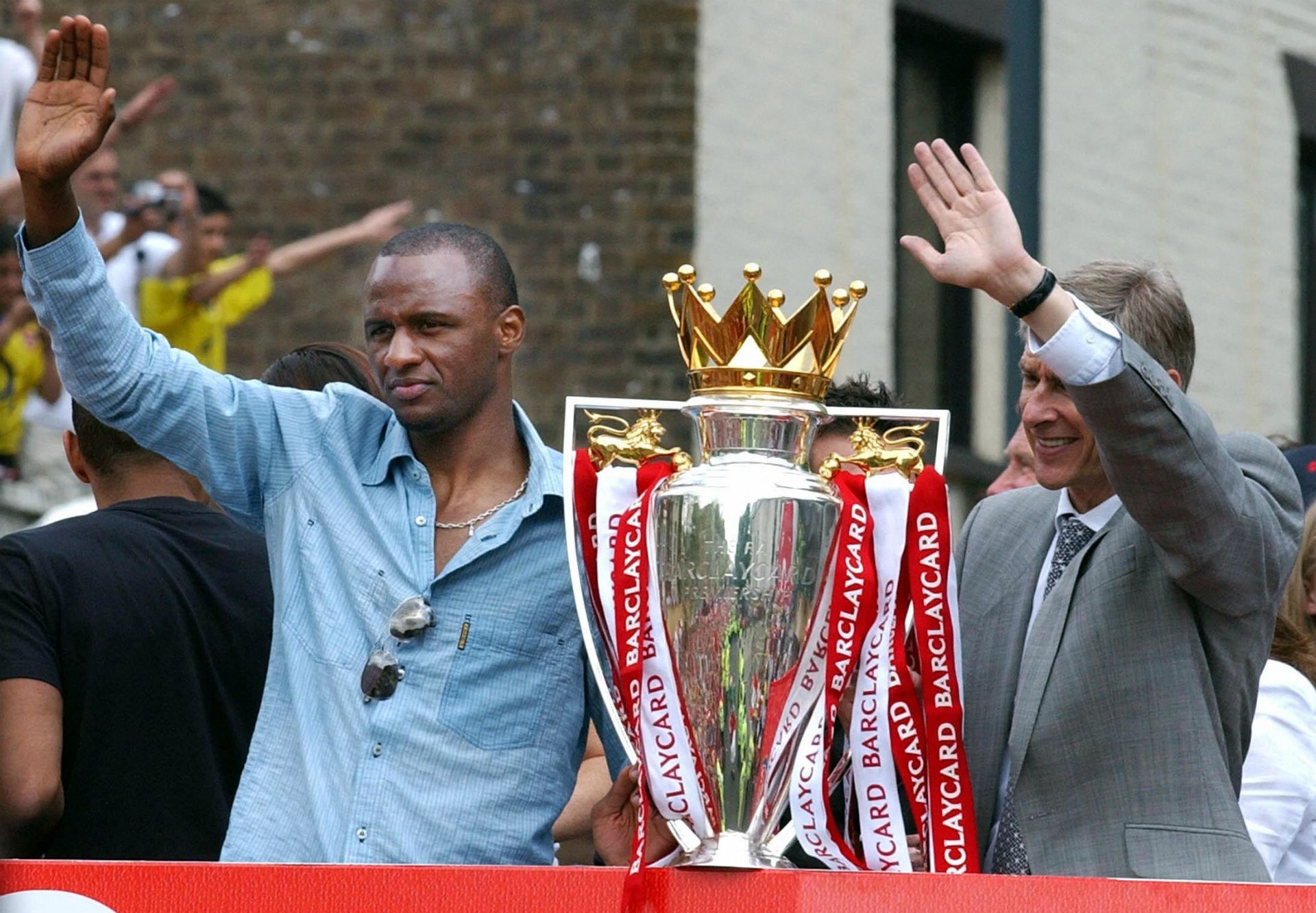 HD Patrick Vieira Arsene Wenger 2003-04