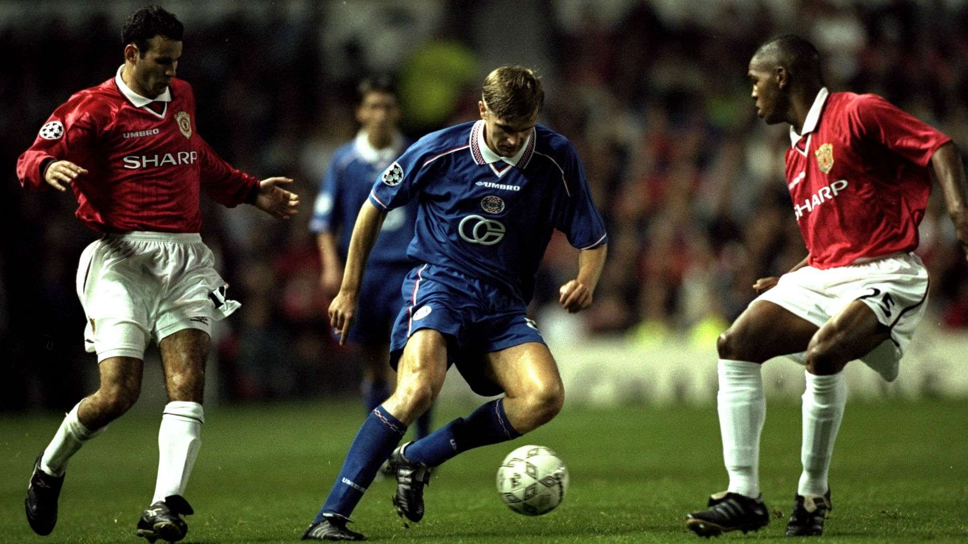 igor biscan ryan giggs quinton fortune - manchester united 0 dinamo 0 - champions league 14091999