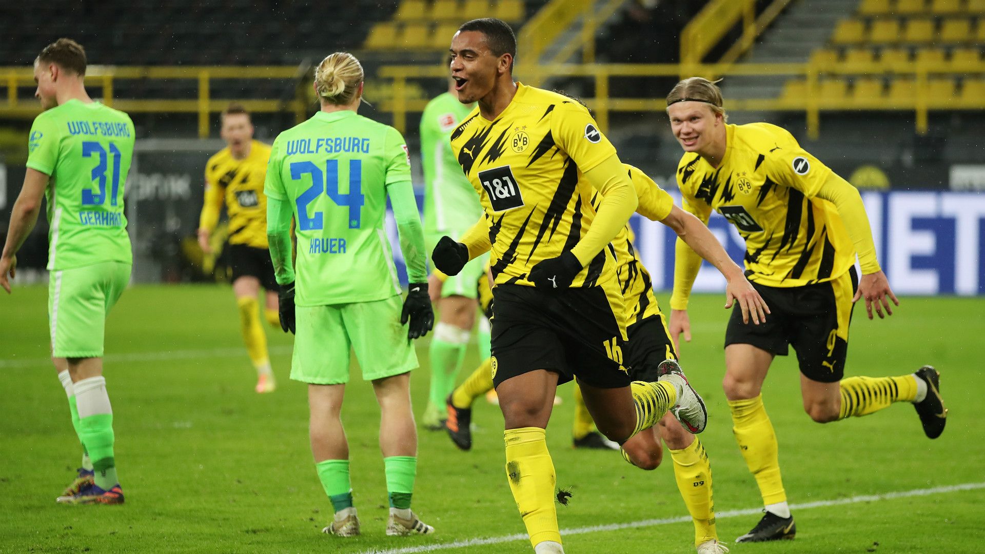 Manuel Akanji Dortmund Wolfsburg 2021