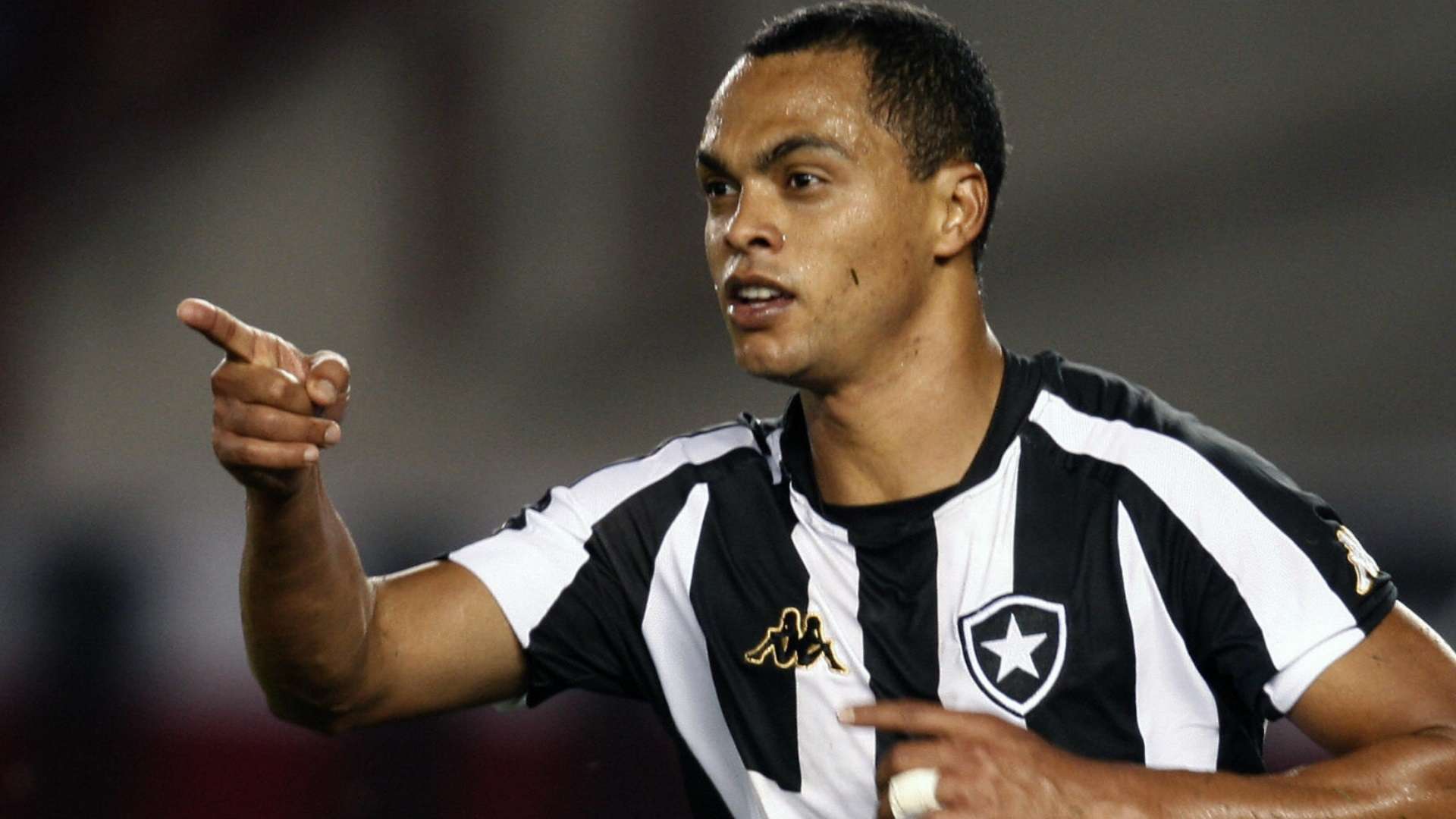 Dodô, ídolo e artilheiro do Botafogo, em ação durante 2007