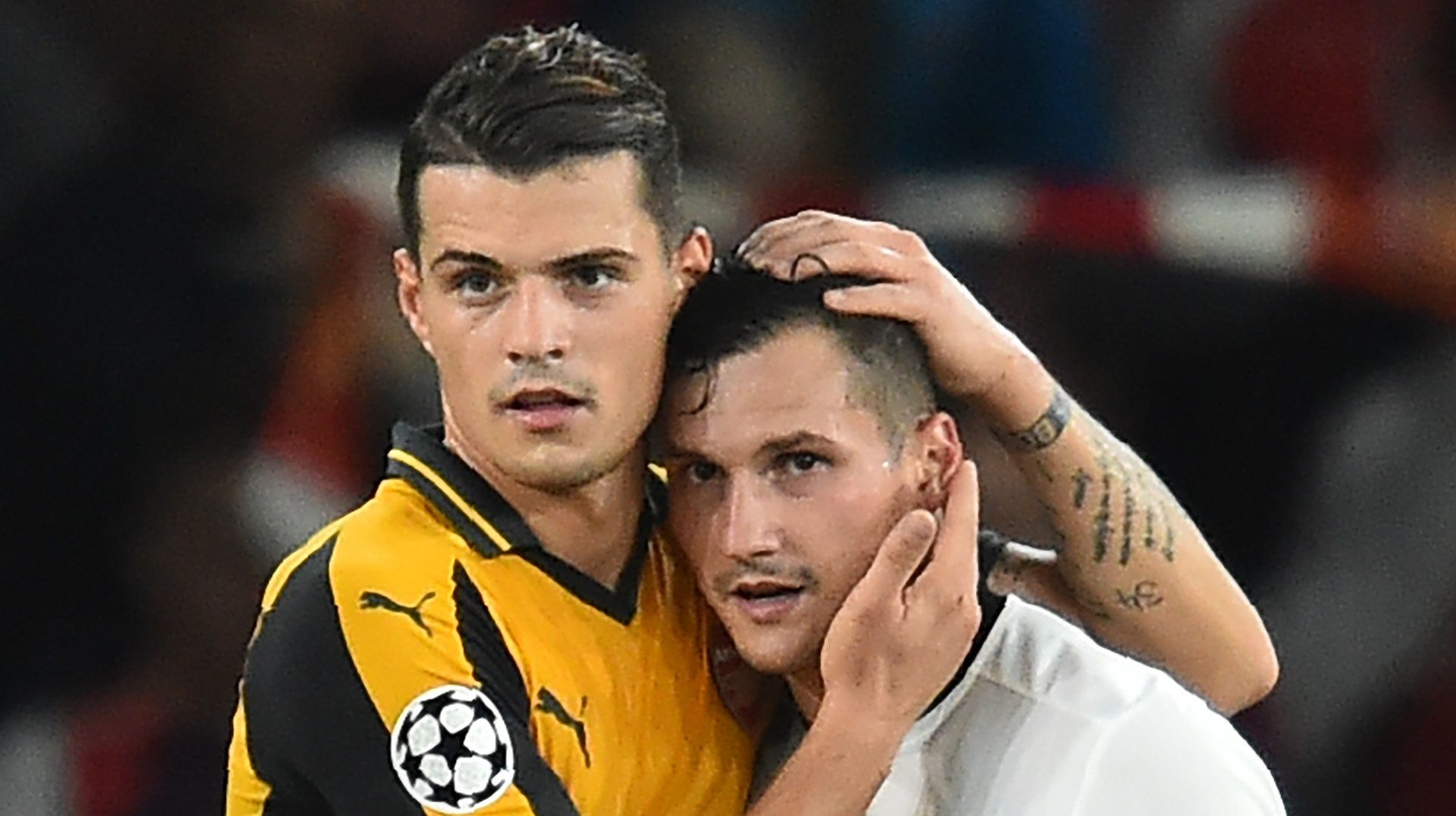 Granit Xhaka, Taulant Xhaka