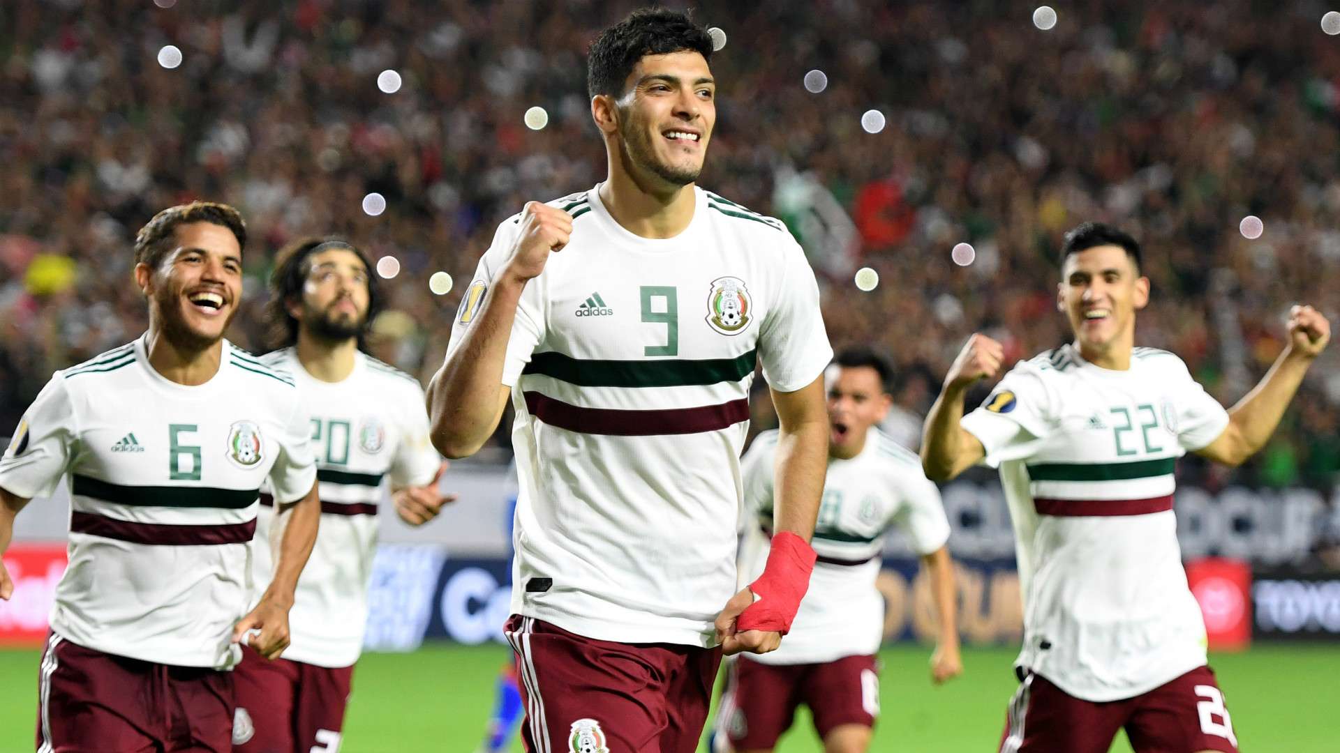RAUL JIMENEZ MEXICO GOLD CUP 02072019