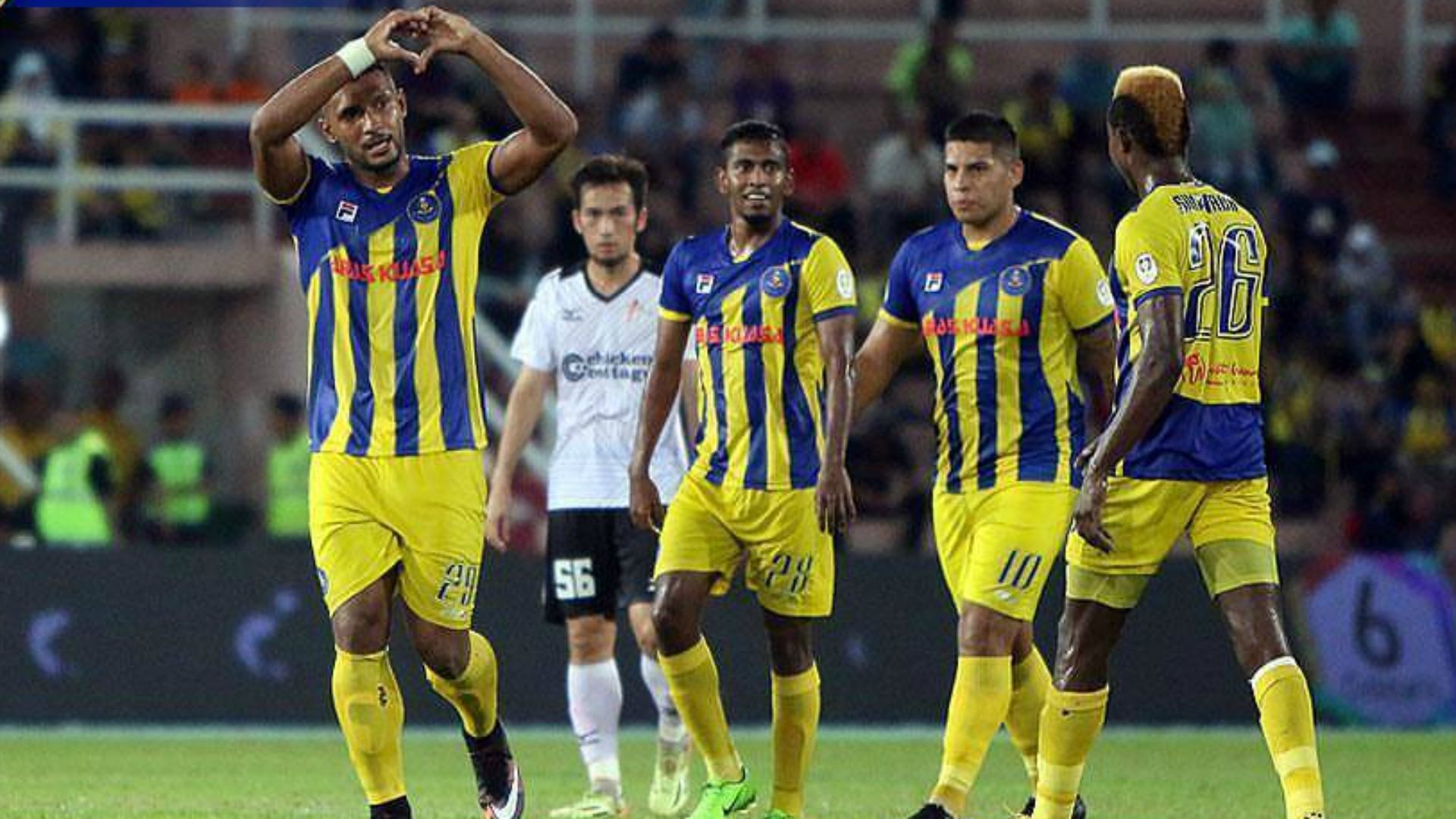 Yamil Romero, Pahang, T-Team, Malaysia Cup