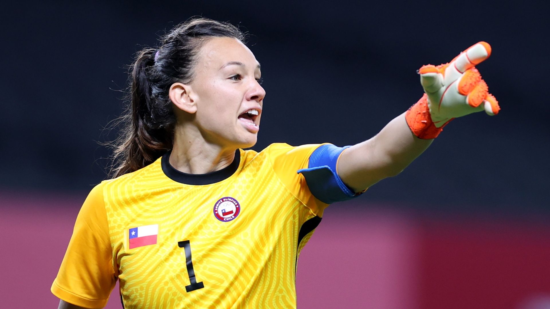 Christiane Endler Chile Goal 50 SLIDELIST