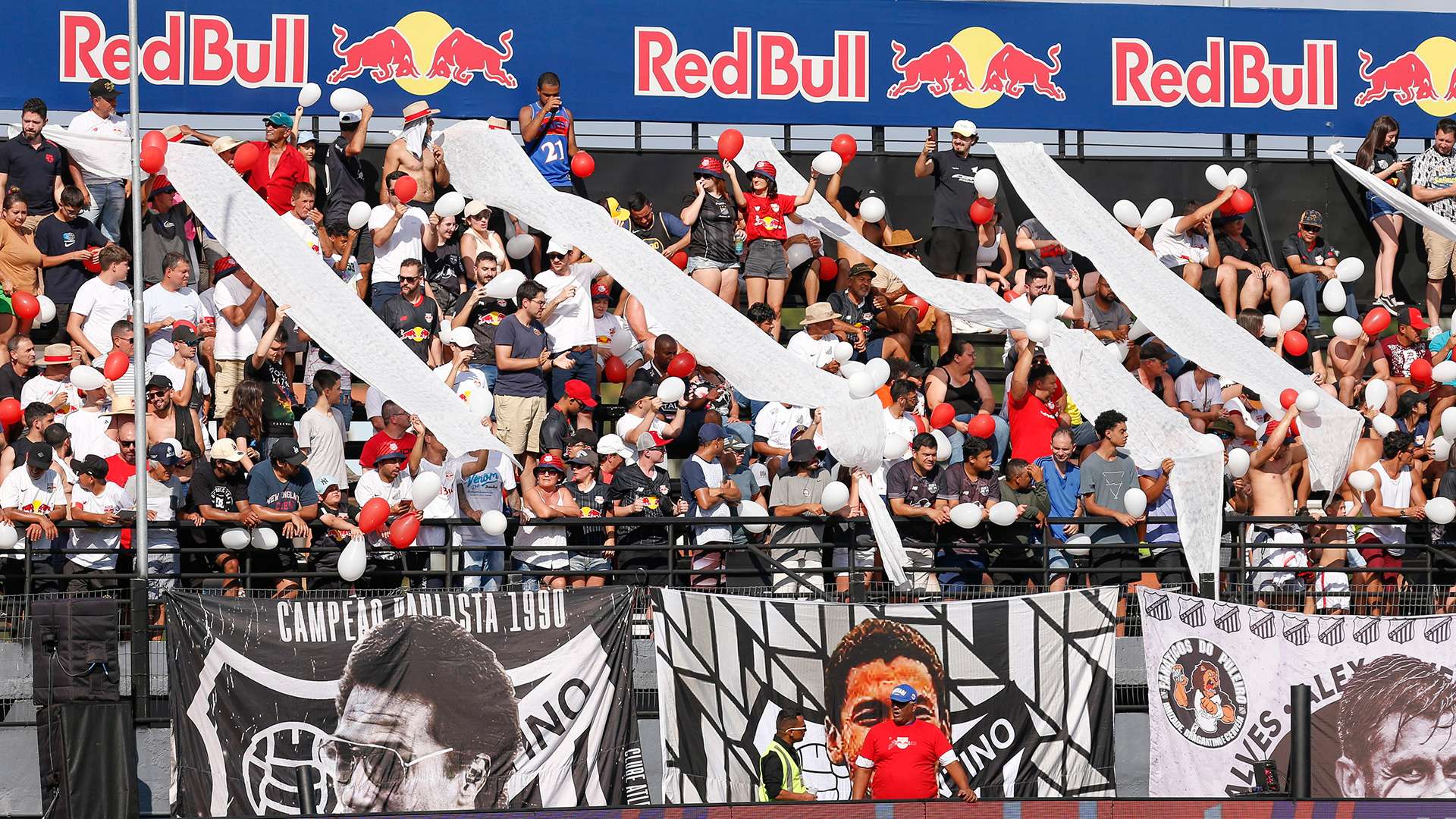 Torcida do RB Bragantino no Nabi Abi Chedid