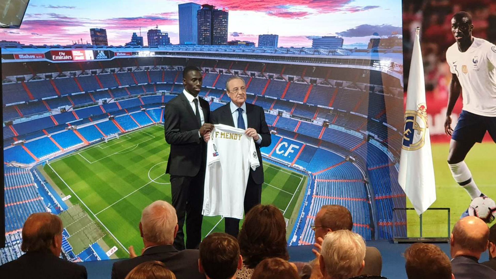 La presentación de Mendy.