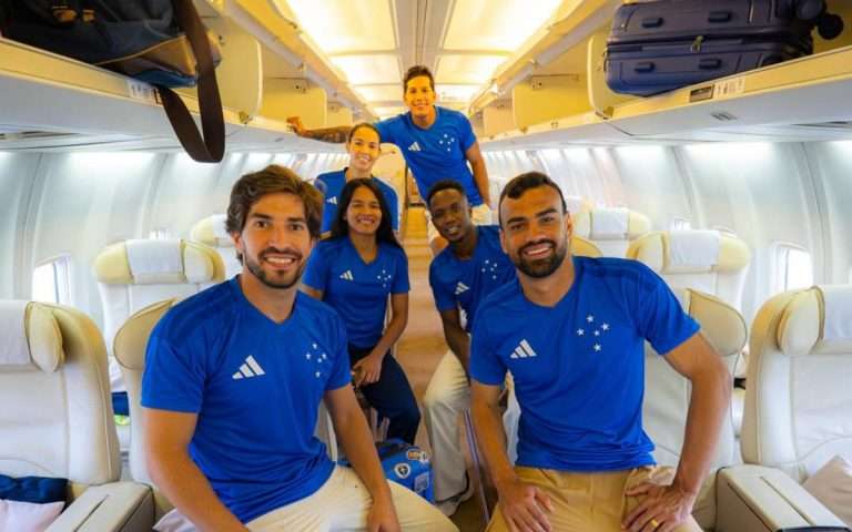 Camisa principal do Cruzeiro para 2026