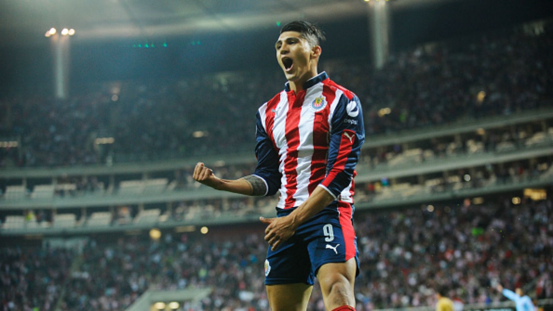 Alan Pulido 080117