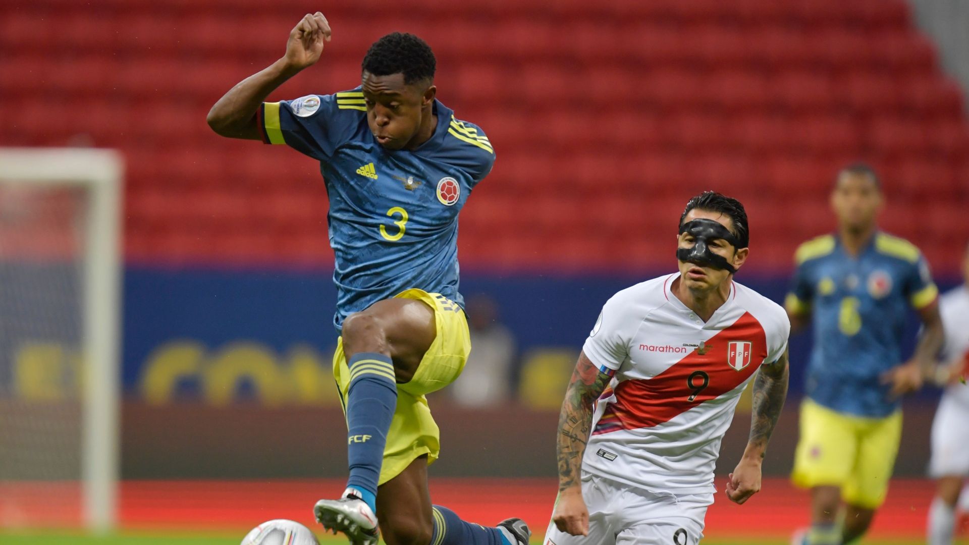090721 Colombia Perú Óscar Murillo y Gianluca Lapadula
